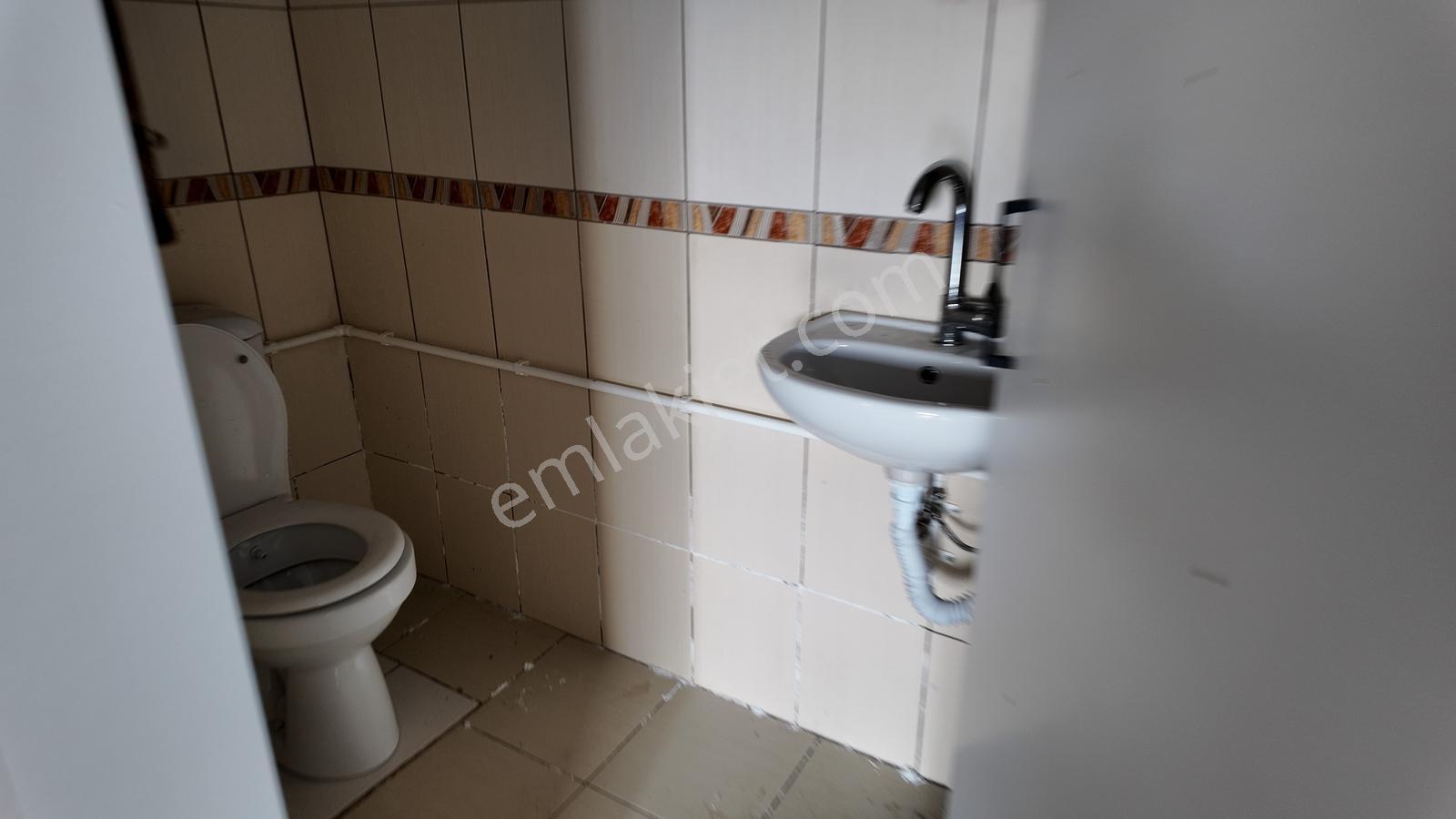 Subaşı Mahallesinde, Merkezi Konumda 45 M² Kiralık İş Yeri - Görsel 9