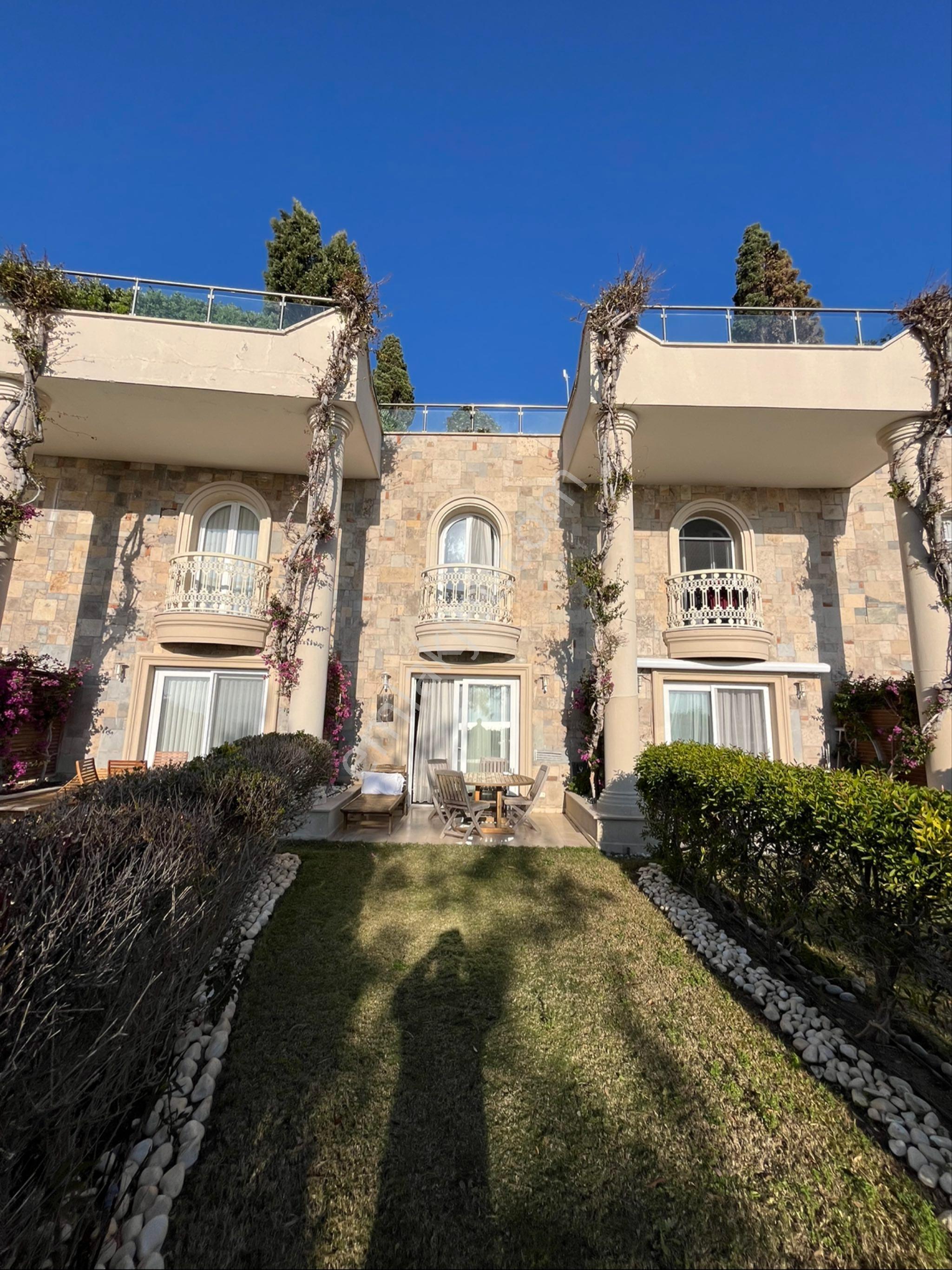 Sianji'de Deniz Manzaralı Bahçe Dubleks 2+1 Satılık Residence - Görsel 3