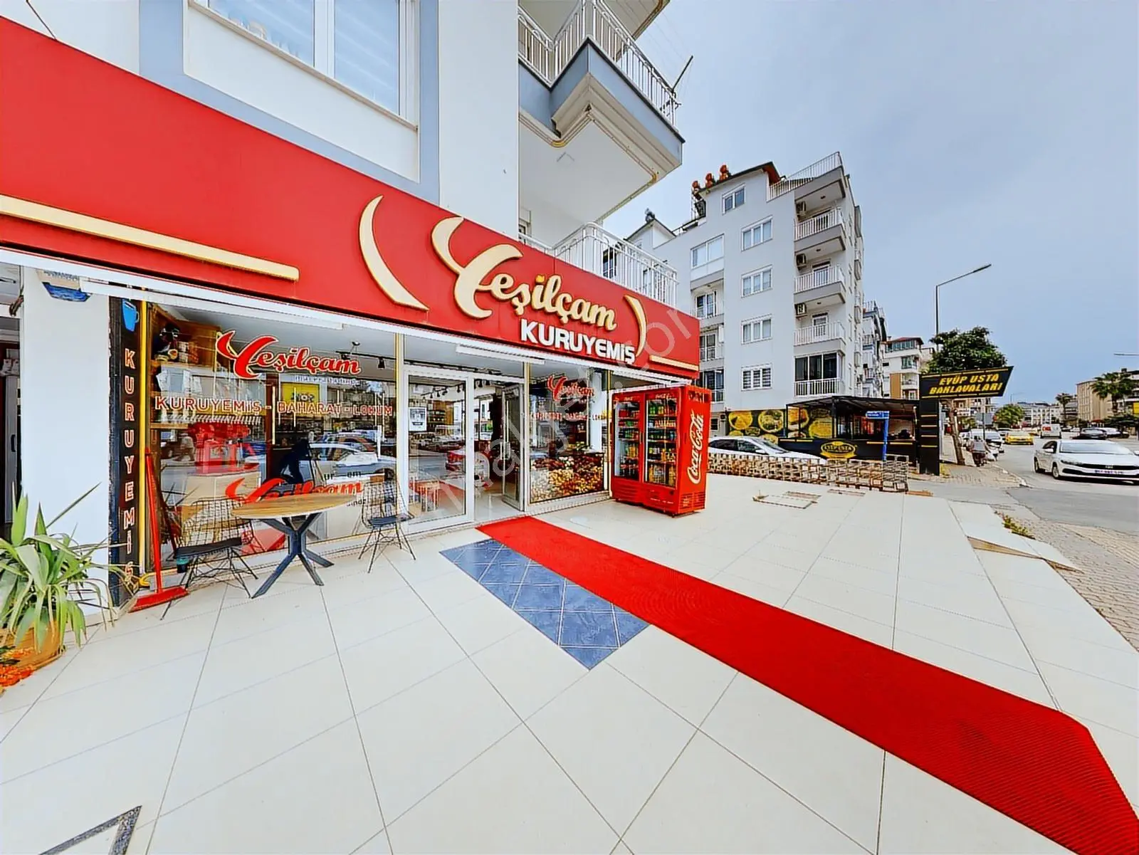 Muratpaşa Cadde Üzerı 440 M² Satılık Dükkan | Kurumsal Kıracılı