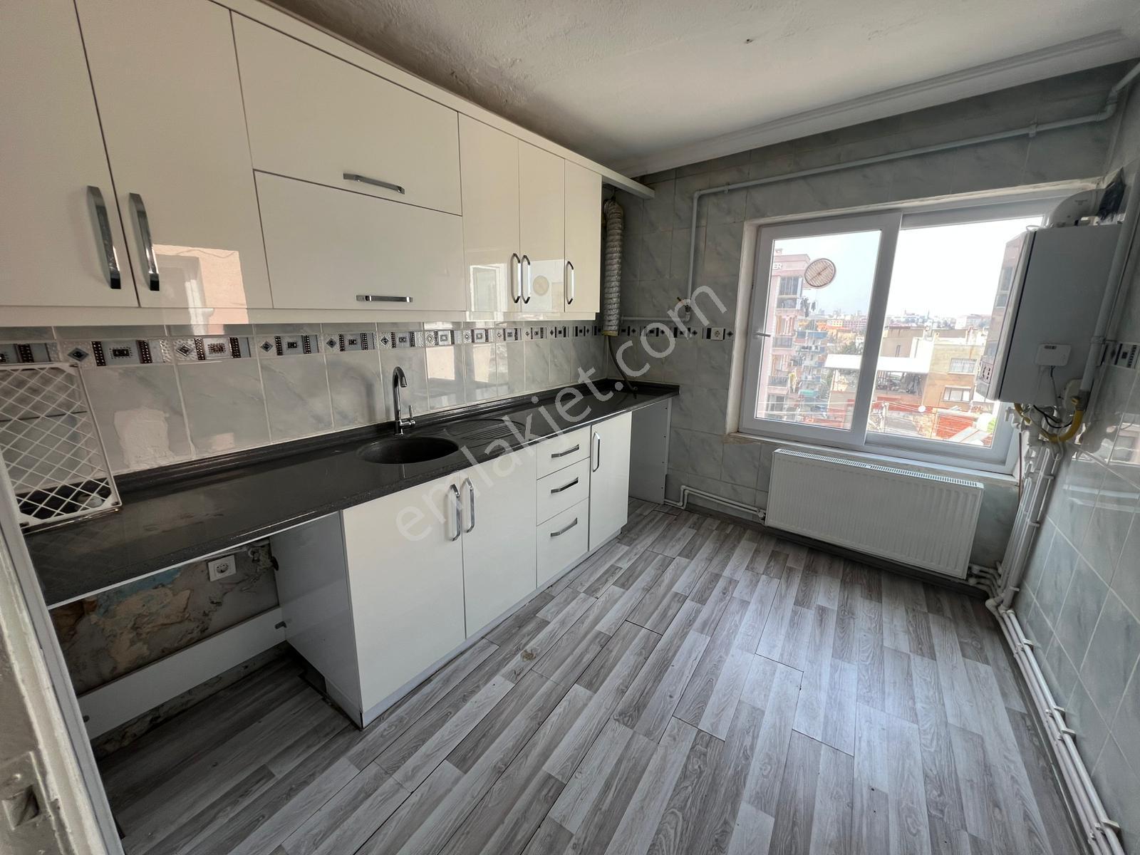 Acill Konak Zeytinlik Mahde 2+1 110m2 D.gazlı Ayrı Mutfak Ferah Daire - Görsel 9