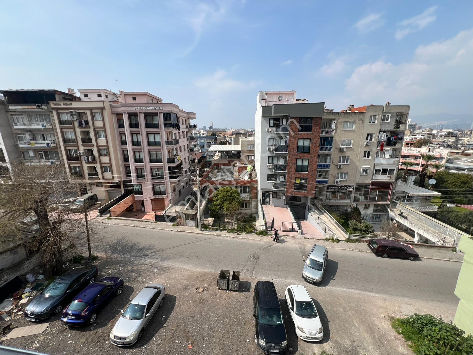 Acill Konak Zeytinlik Mahde 2+1 110m2 D.gazlı Ayrı Mutfak Ferah Daire - Görsel 35
