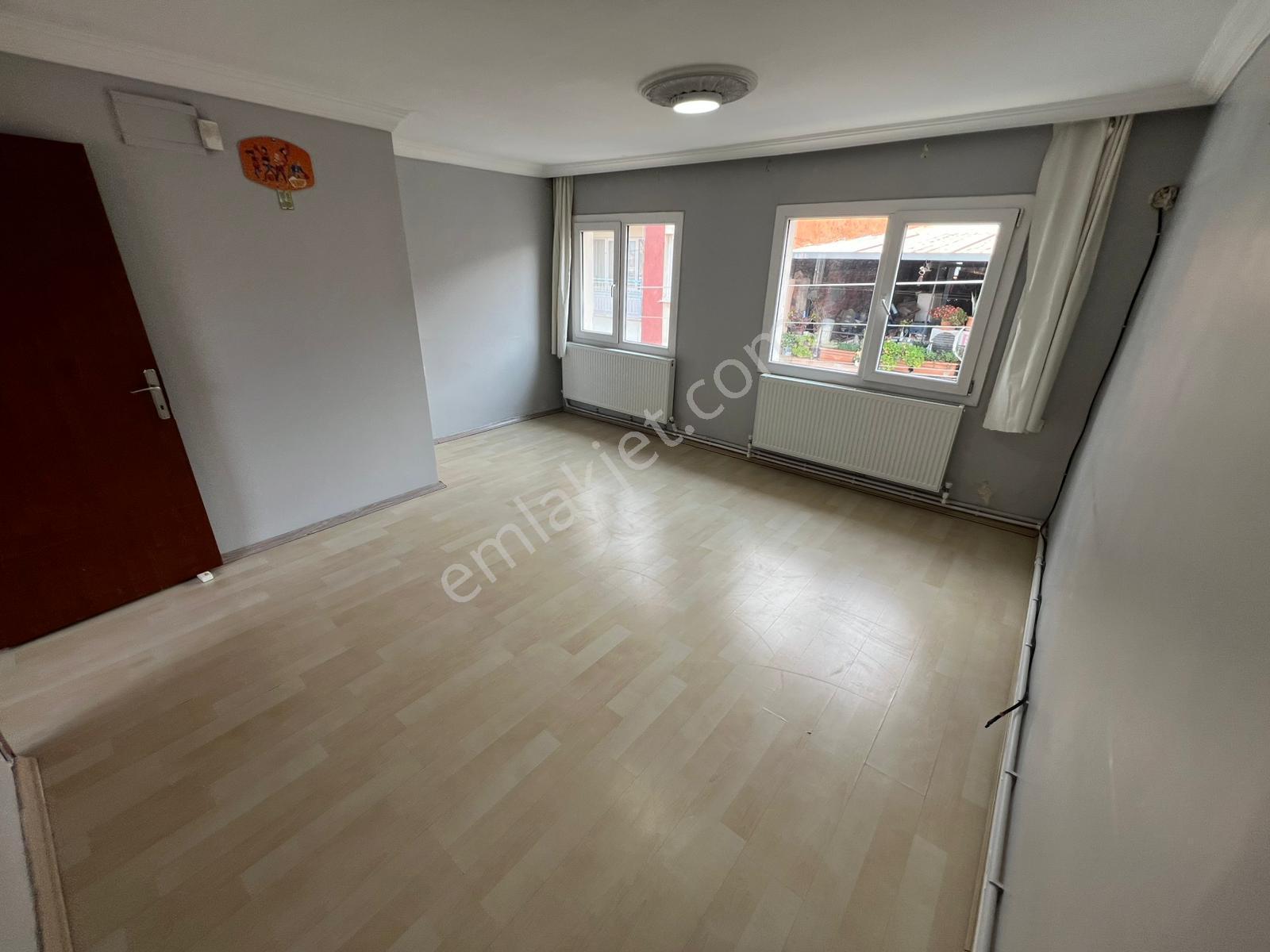 Acill Konak Zeytinlik Mahde 2+1 110m2 D.gazlı Ayrı Mutfak Ferah Daire