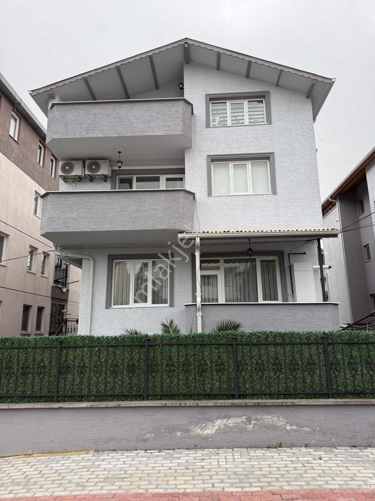 Vb Gayrimenkul Akpınar'da Kiralık 3+1 Arakat Eşyalı Daire