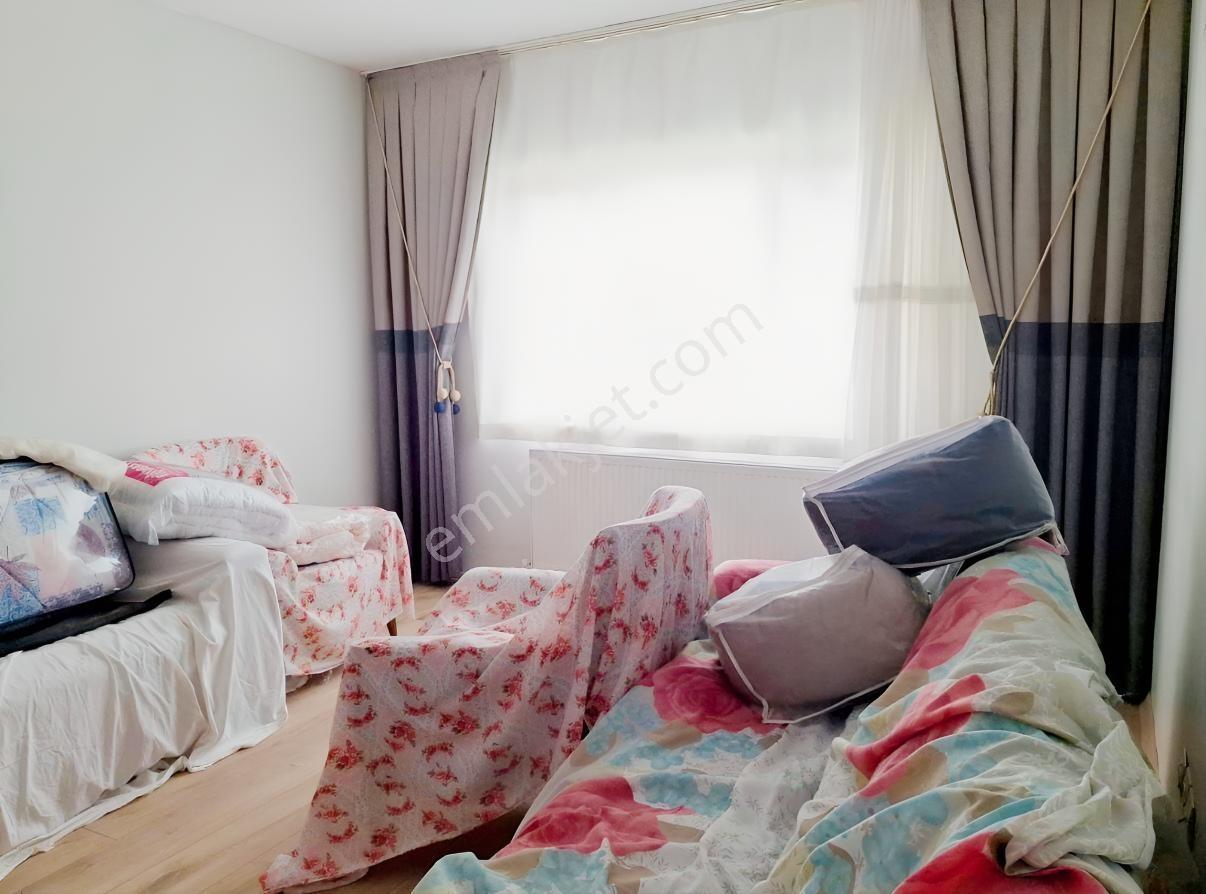 Camilide Masrafsız Satılık 2+1 Kaçırılmaz Fırsat Daire - Görsel 17
