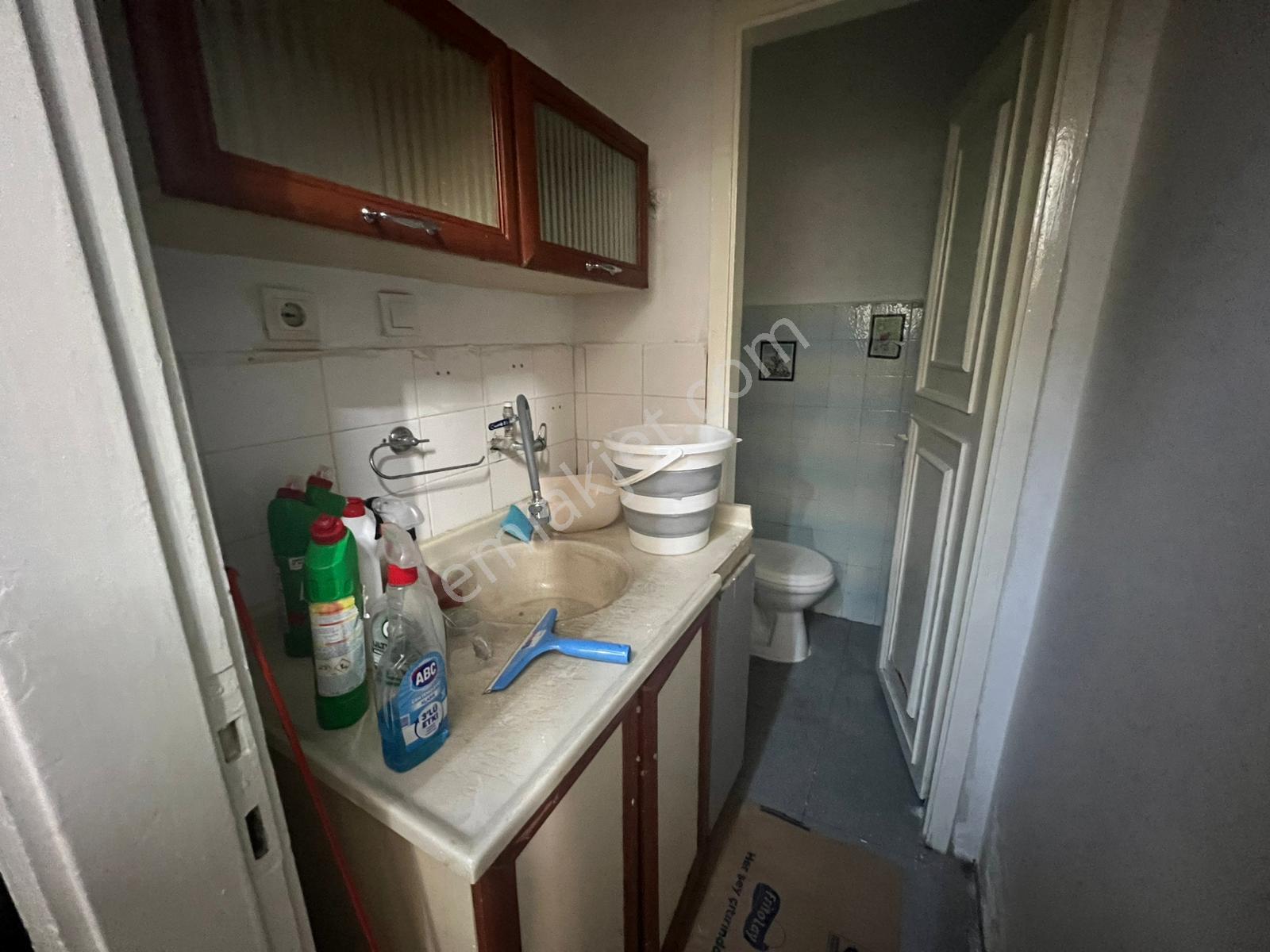 Acil Konak Zeytinlik Mahde 30m2 Wcli Hazır Kiracılı Dükkan - Görsel 14