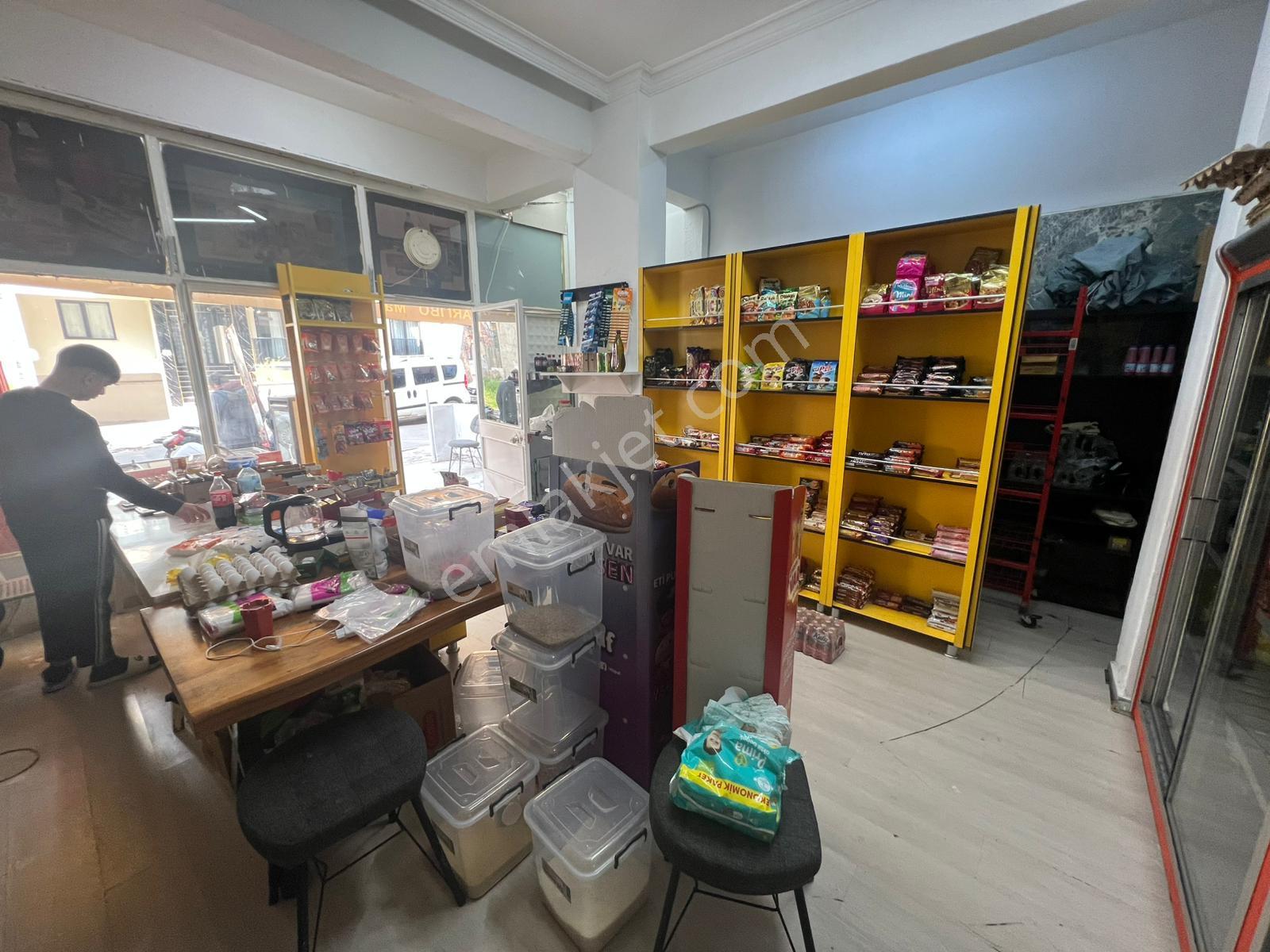 Acil Konak Zeytinlik Mahde 30m2 Wcli Hazır Kiracılı Dükkan - Görsel 13