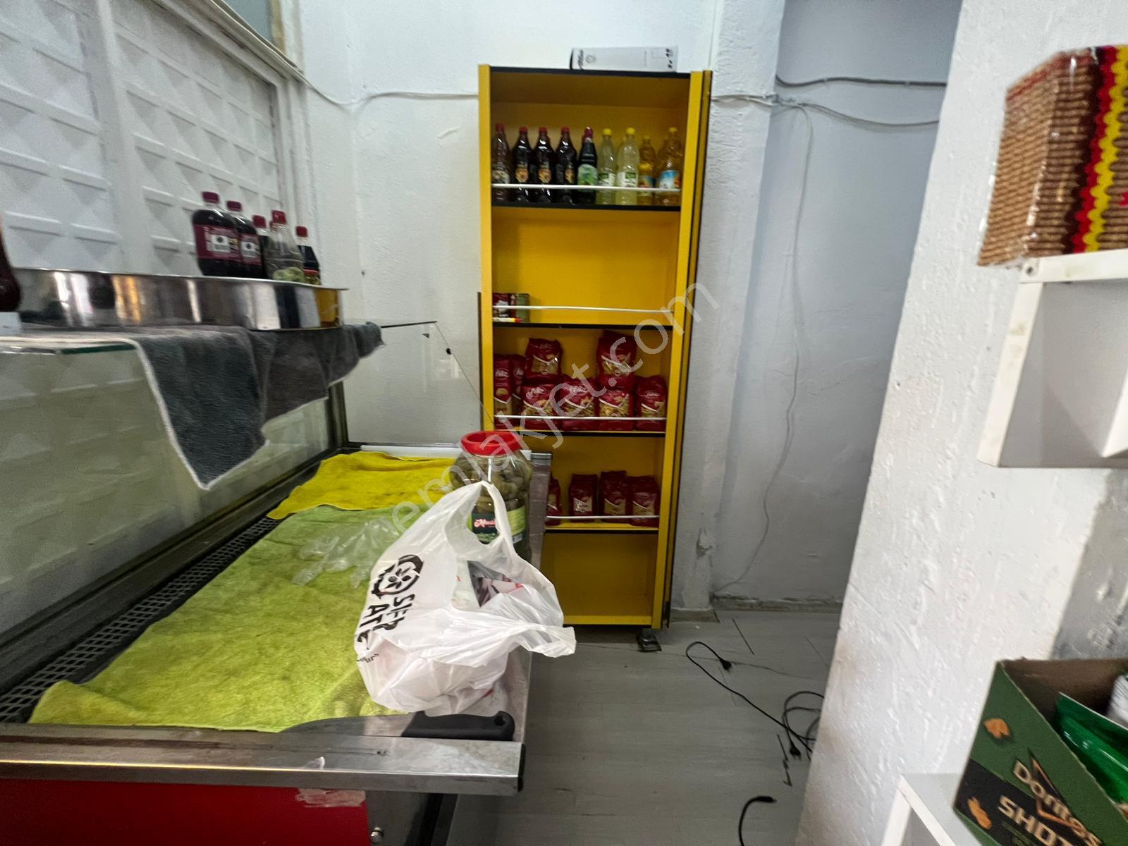 Acil Konak Zeytinlik Mahde 30m2 Wcli Hazır Kiracılı Dükkan - Görsel 9