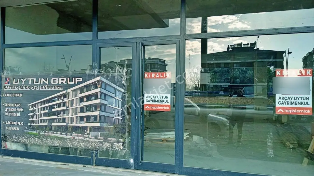 Uytundan Edremit Cennetayağı Yürüyüş Yolunda Kiralık Lüks Dükkan