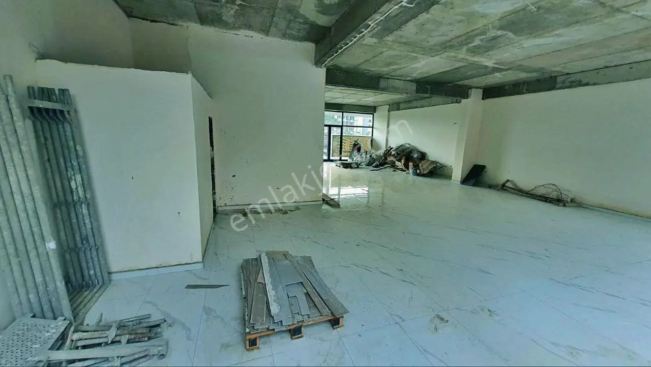 Uytundan Edremit Cennetayağı Yürüyüş Yolunda Kiralık Lüks Dükkan - Görsel 5