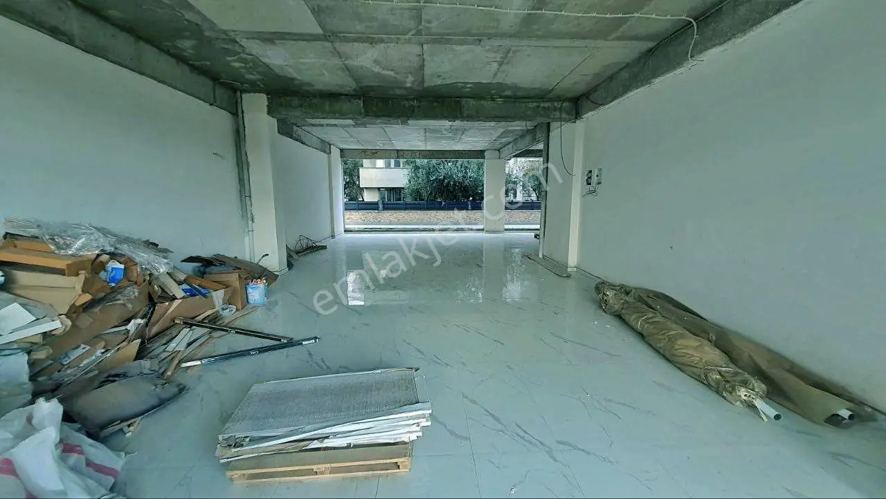 Uytundan Edremit Cennetayağı Yürüyüş Yolunda Kiralık Lüks Dükkan - Görsel 3