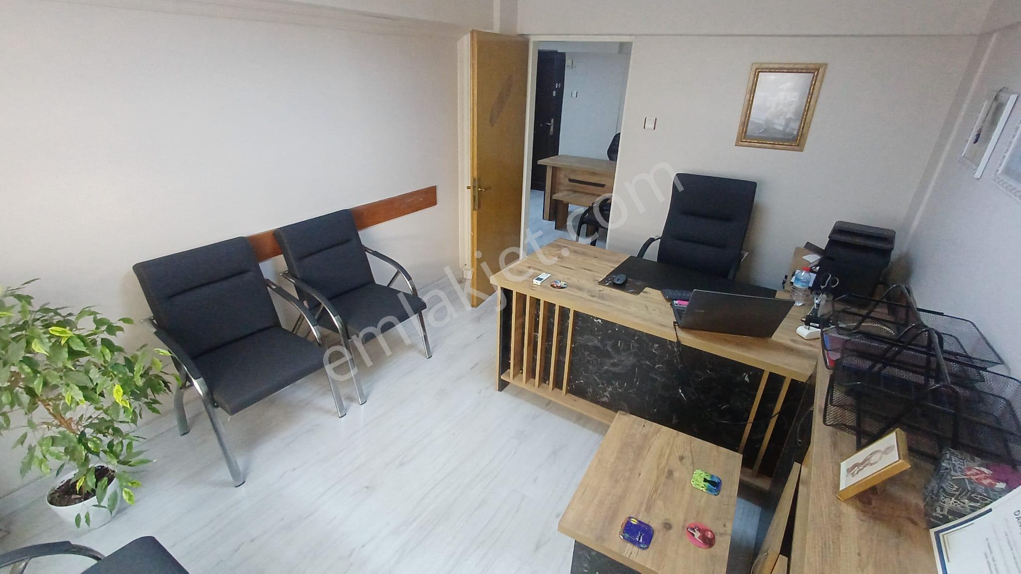 Konak Fevzipaşa İkbal-1 De Kiralık 1+1 Ofis - Görsel 2