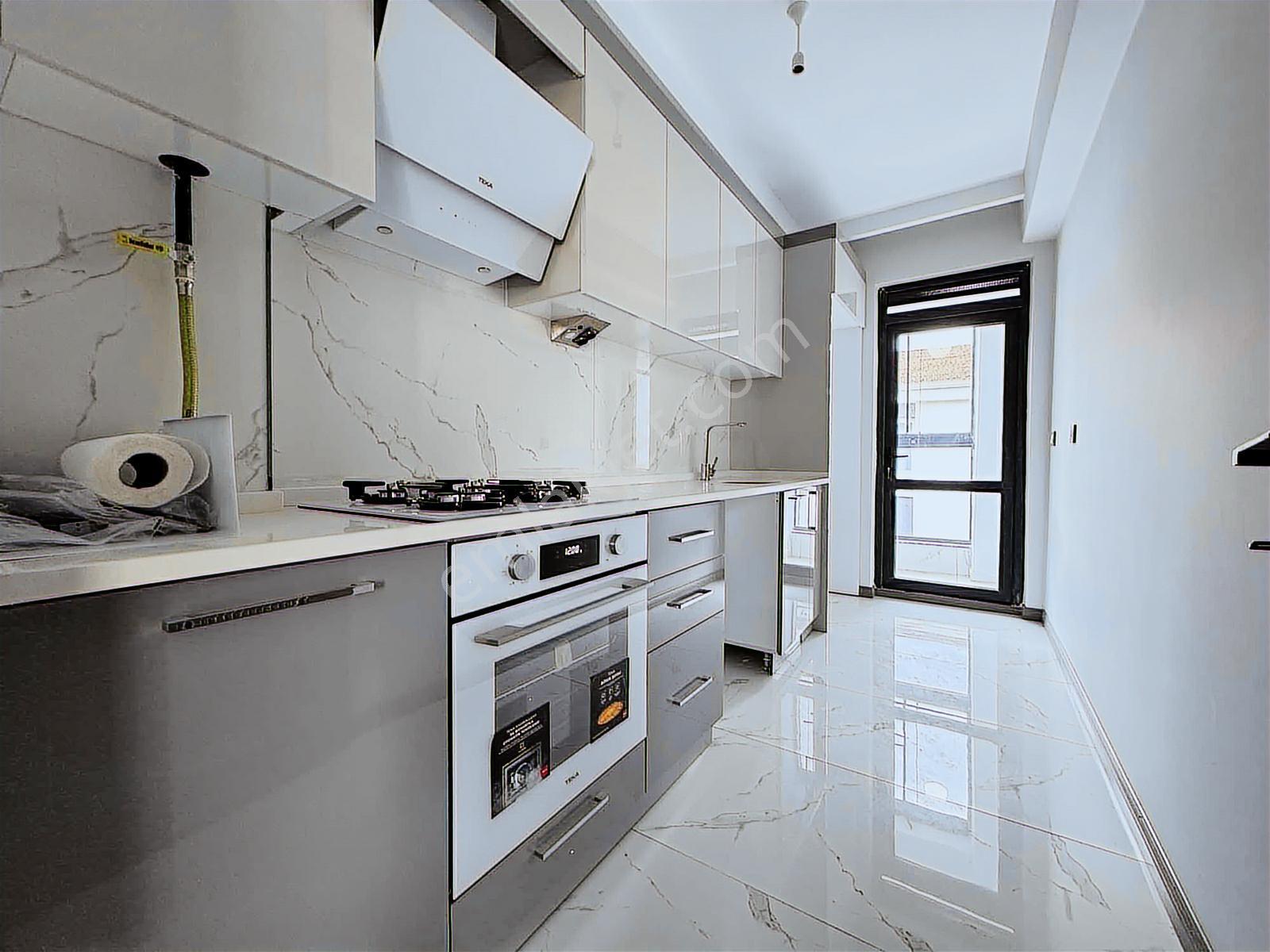 Çamlıca Mah. Köşe Cepheli Lux 2+0 Geniş Daire - Görsel 20