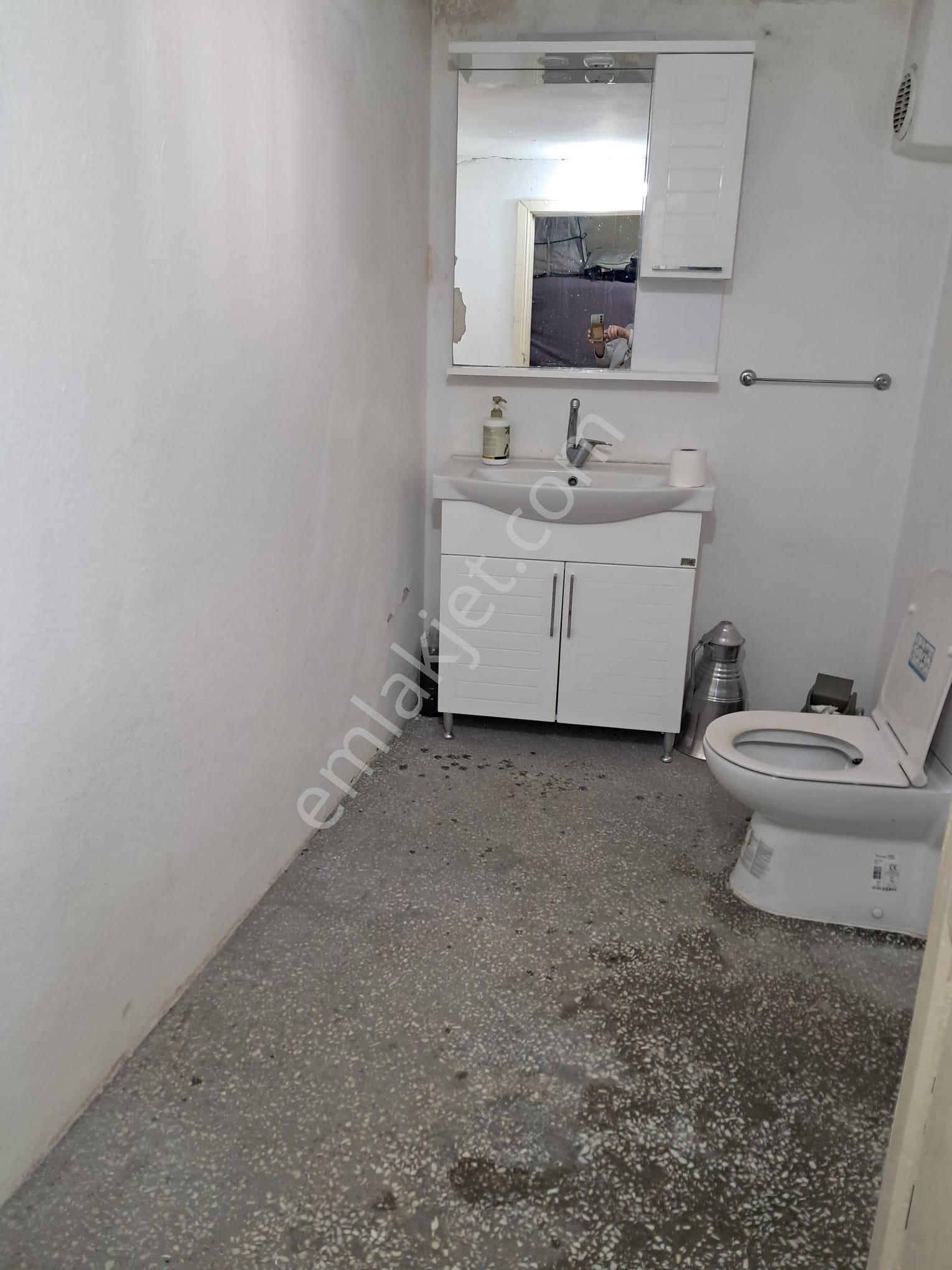 Konak Millet Mahallesinde 334m2 Arsa İçerisinde Tek Katlı Satılık Müstakil Ev - Görsel 9