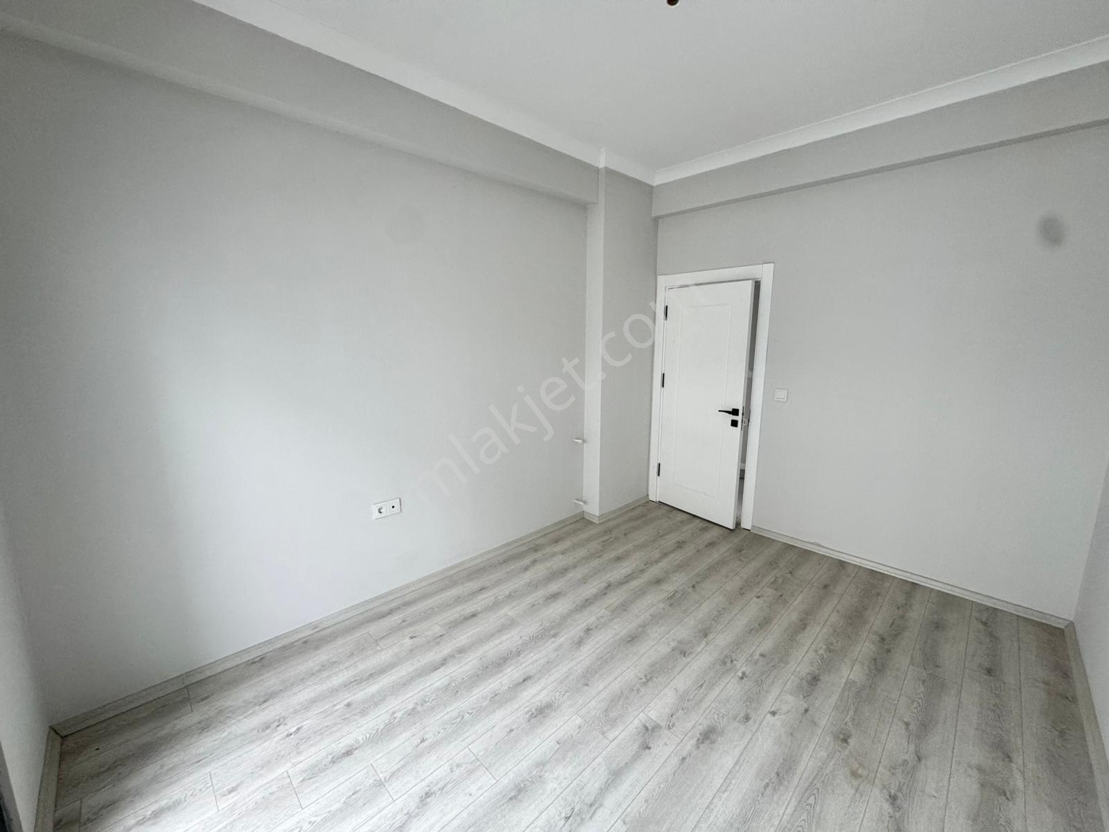 Kerim'den Küçükkuyu Merkez'de Geniş 2+1 Kiralık Daire - Görsel 26