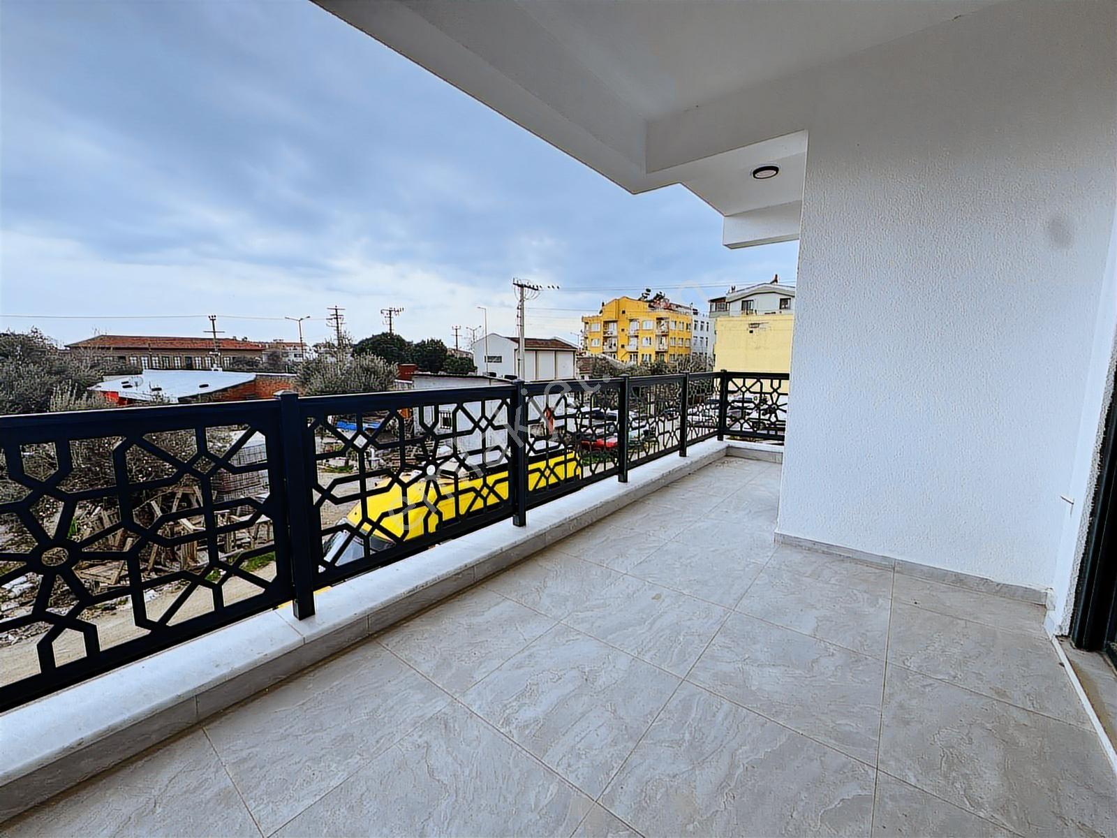 Kerim'den Küçükkuyu Merkez'de Geniş 2+1 Kiralık Daire - Görsel 14