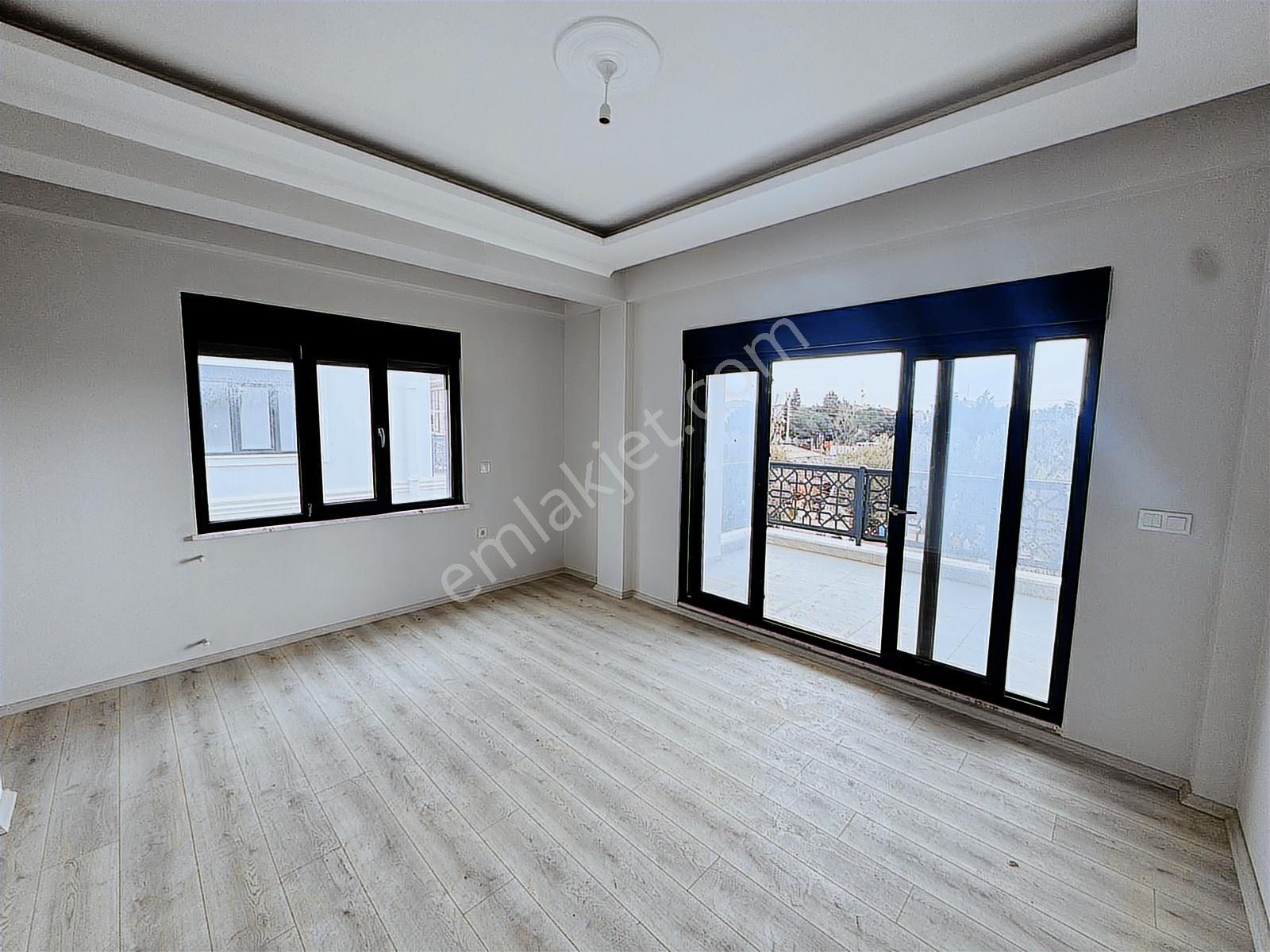 Kerim'den Küçükkuyu Merkez'de Geniş 2+1 Kiralık Daire - Görsel 3