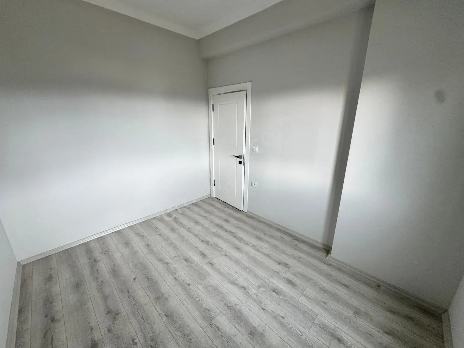 Kerim'den Küçükkuyu Merkez'de Geniş 2+1 Kiralık Daire - Görsel 27