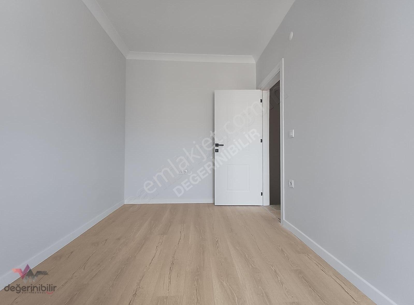 Kartepe Fsm'de 4+1 Eğimsiz Çatı Dubleks Sıfır Daire - Görsel 21