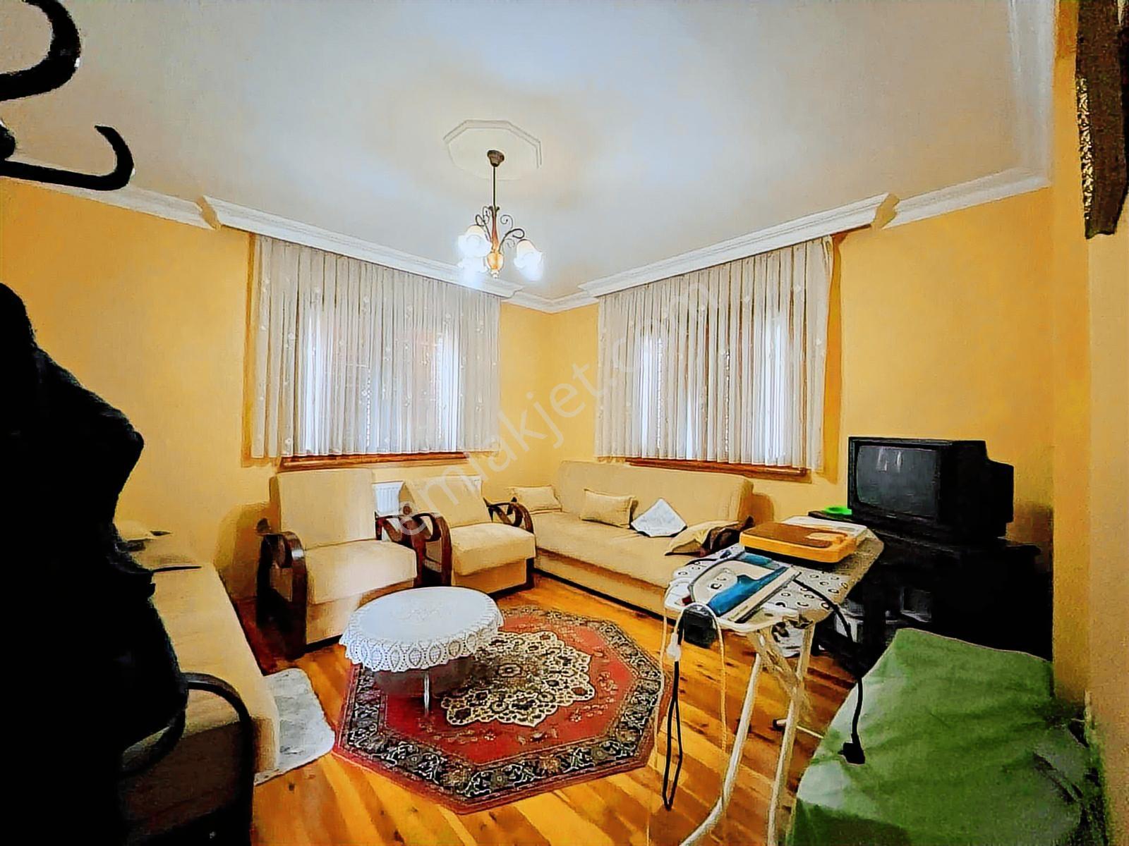 Trabzon Çukurçayırda 6+1 3 Katlı Bahçeli Doğa İçerisinde - Görsel 32