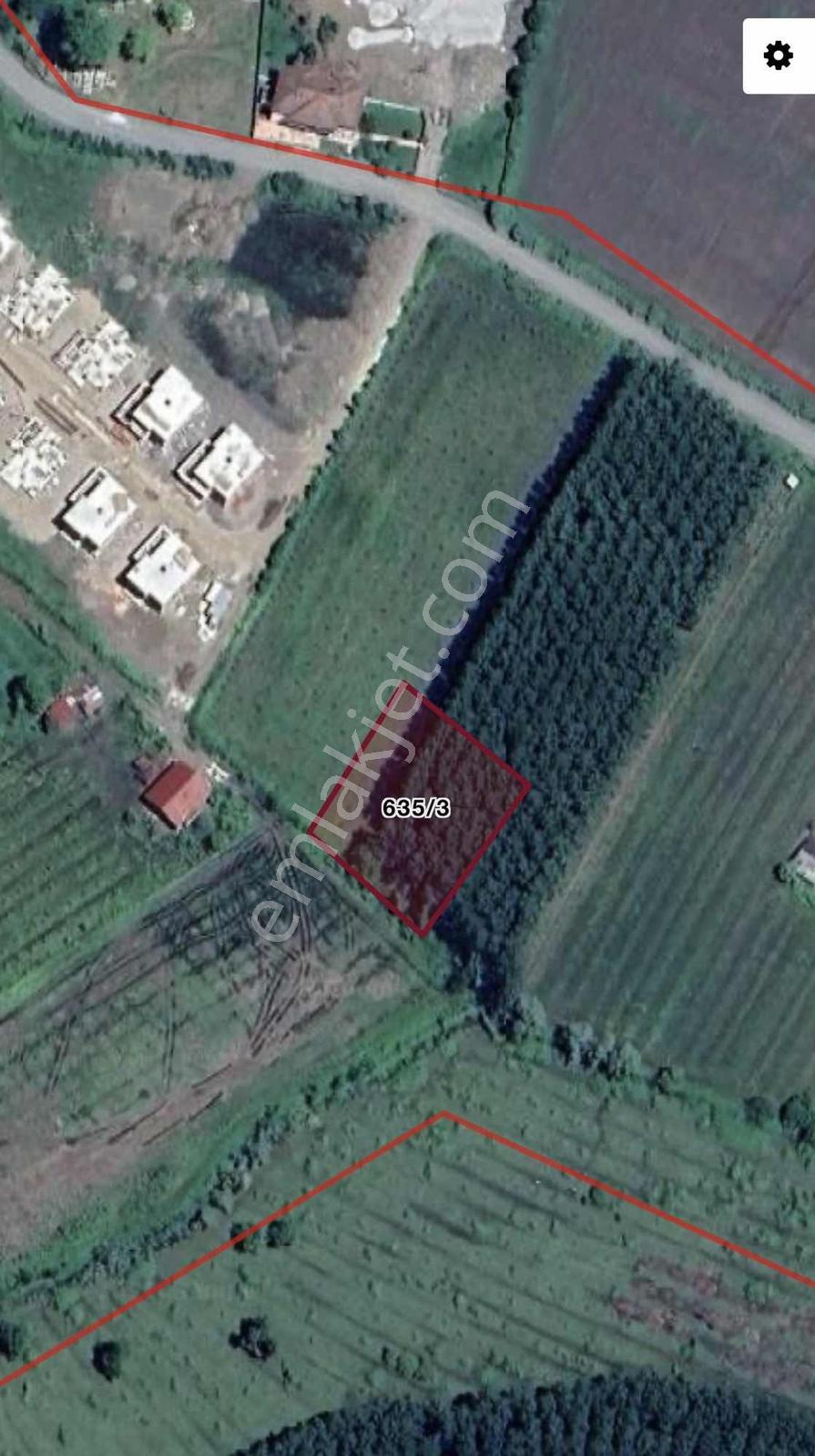 Lerox Uçar Emine Aker'den 1623 M2 Yatırımlık Arsa - Görsel 4