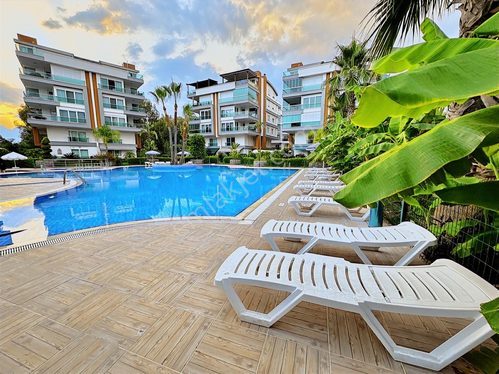 Orange Park'ta Havuzlu Güvenlikli Lüks Eşyalı 1+1 Satılık Daire - Görsel 6