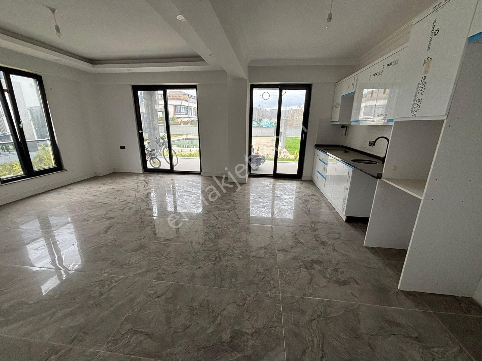 *4+1 Havuzlu Verandalı,bahçeli Net 165m² Dubleks Emsalsiz Villa* - Görsel 31