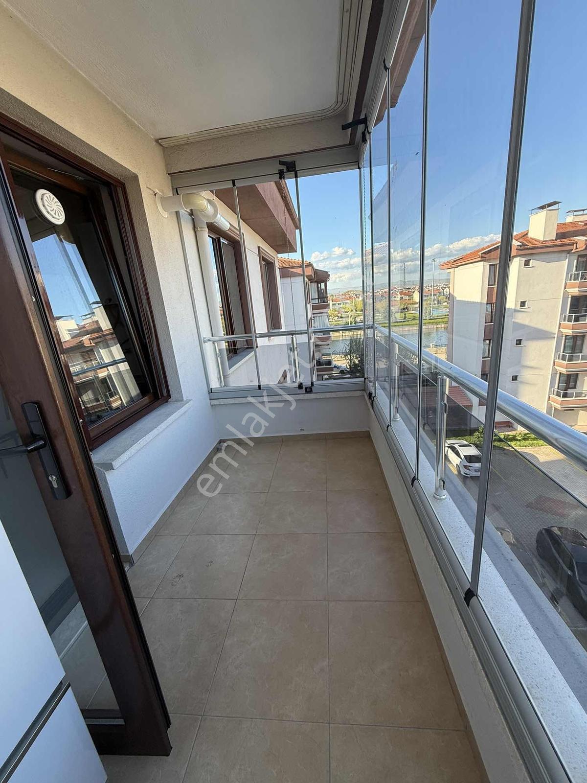 Selçuklu Mahallesin De Kiralık Lüks 4+1 Daire - Görsel 32