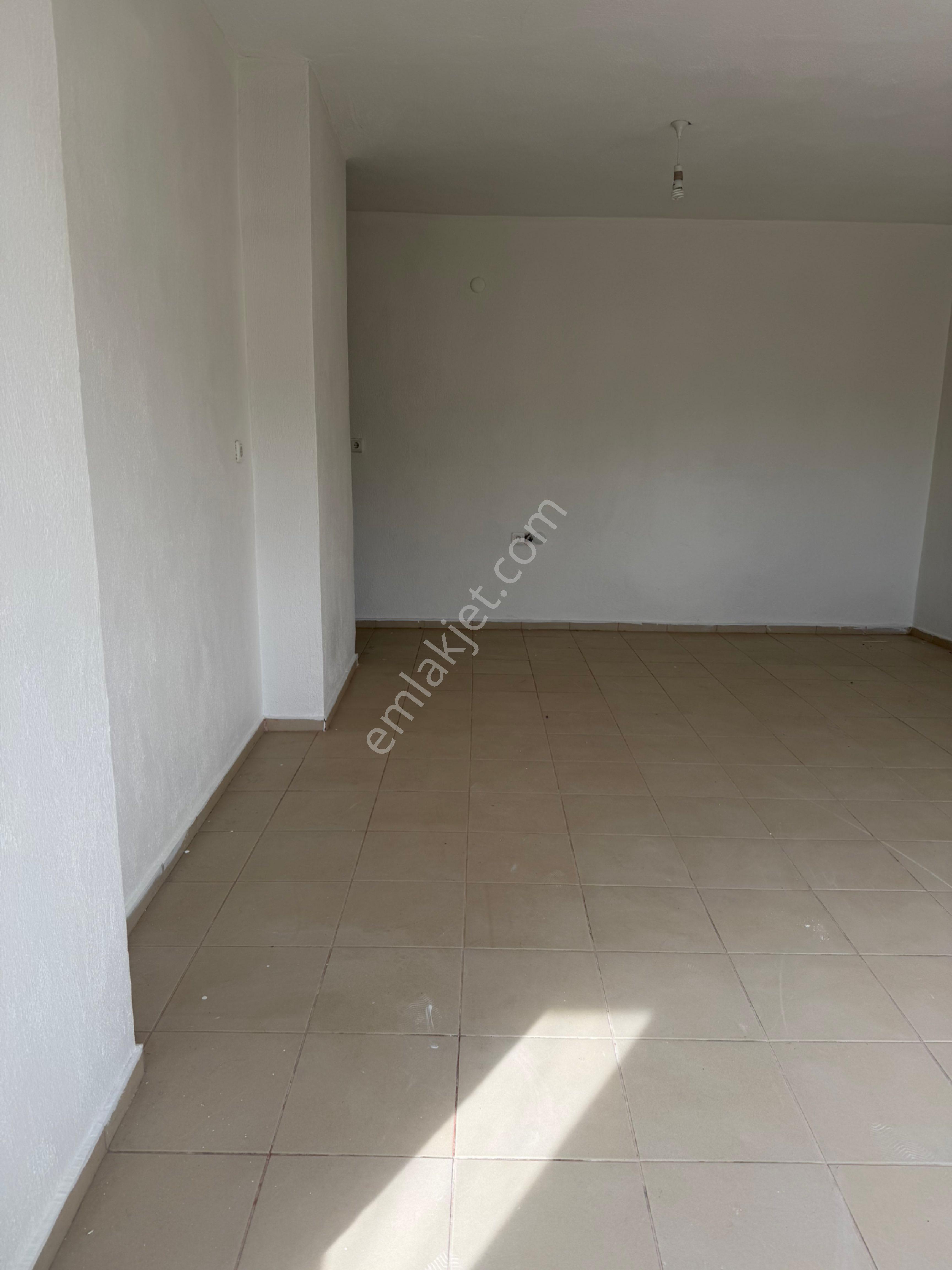 Silifke Taşucu Yolu Üzerinde Kiralık 3+1daire - Görsel 22