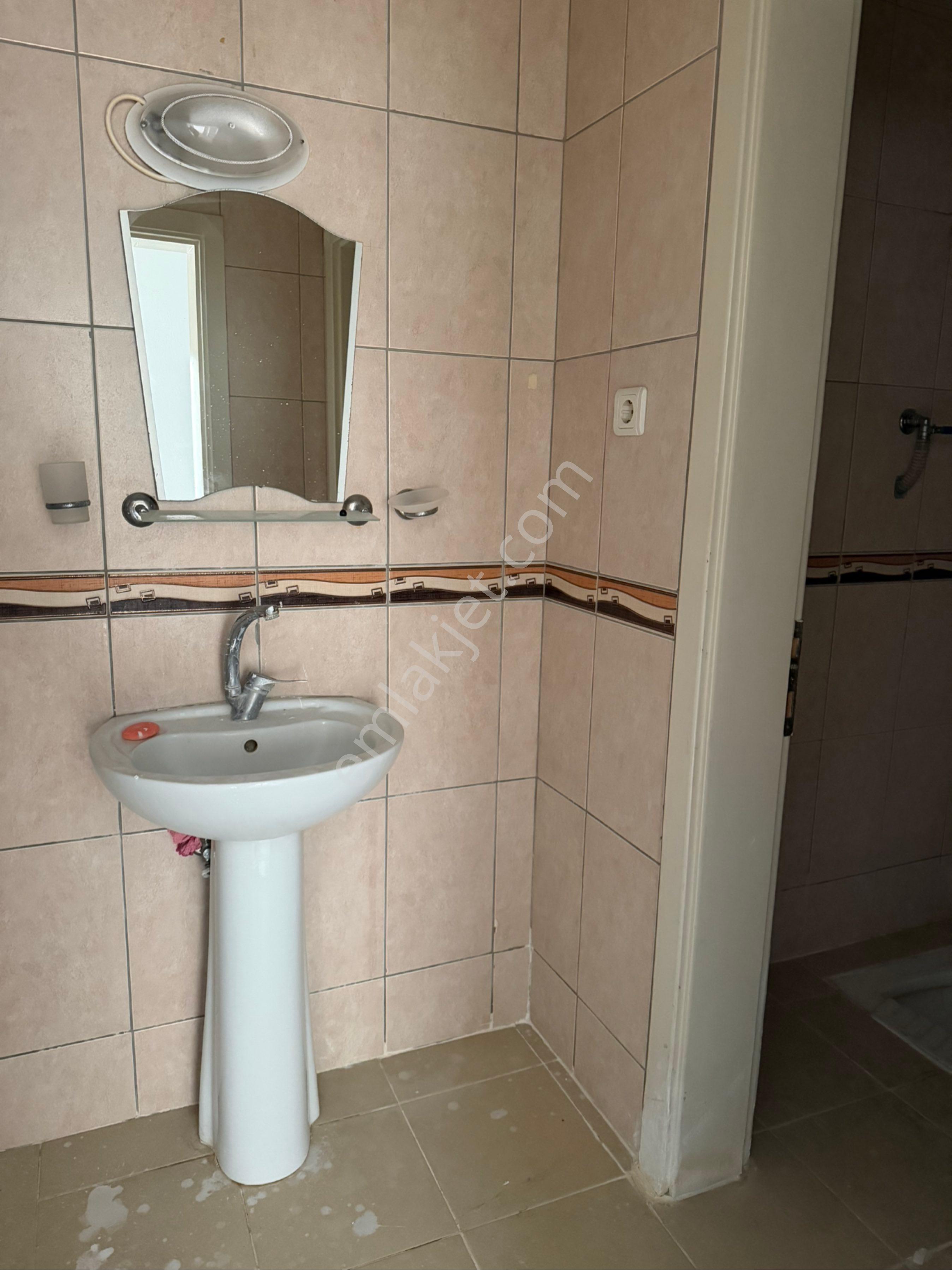 Silifke Taşucu Yolu Üzerinde Kiralık 3+1daire - Görsel 28
