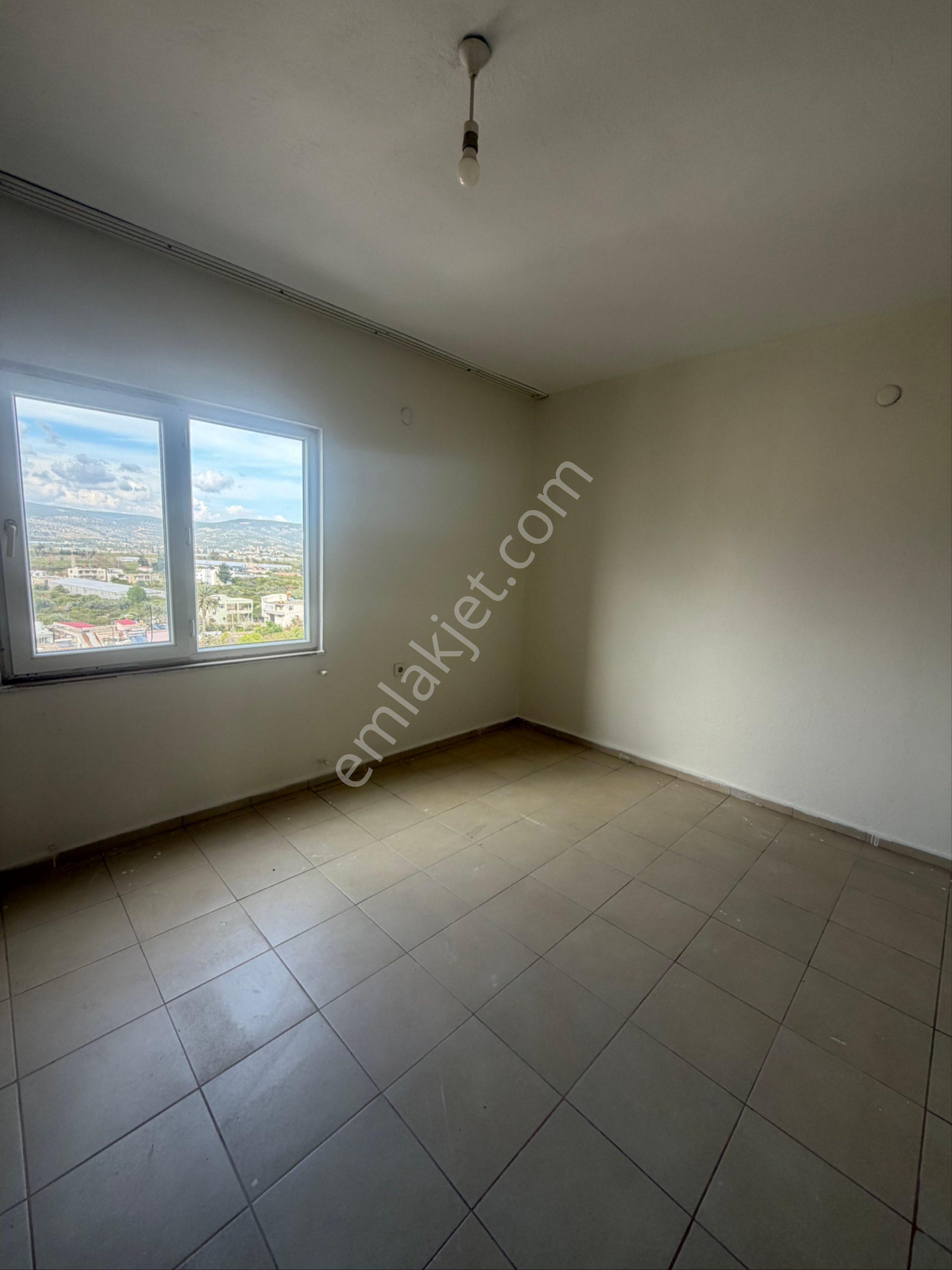 Silifke Taşucu Yolu Üzerinde Kiralık 3+1daire - Görsel 16