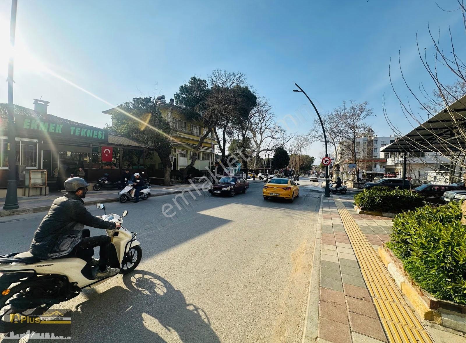A Plus Gayrimenkulden İstasyon Caddesinde 180 M2 Satılık Dükkan - Görsel 5