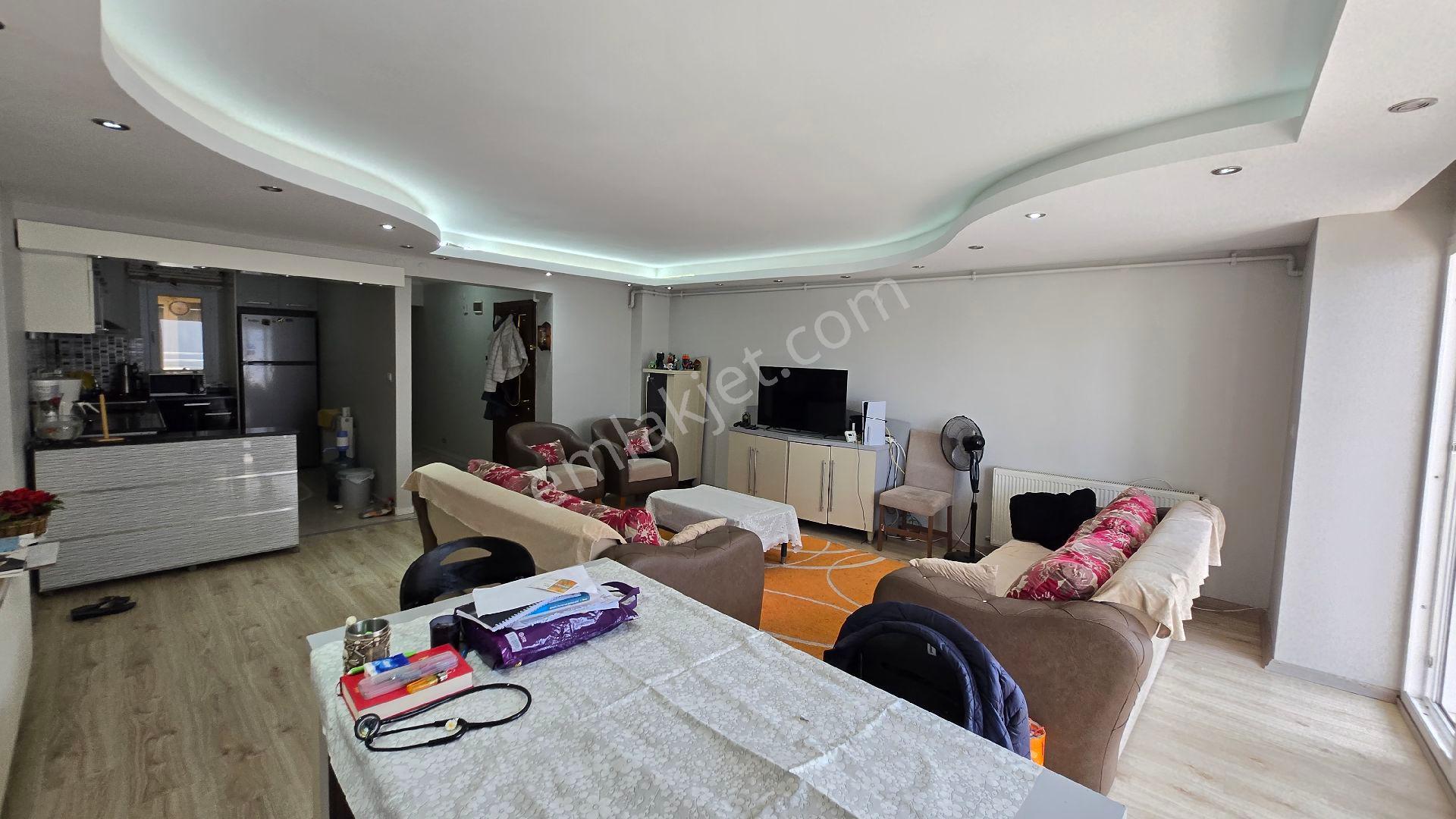 Yeşilyurt Devlet Hastanesi Karşısı 3+1 Doğalgazlı Deniz Manzaralı Çift Balkonlu Masrafsız - Görsel 11