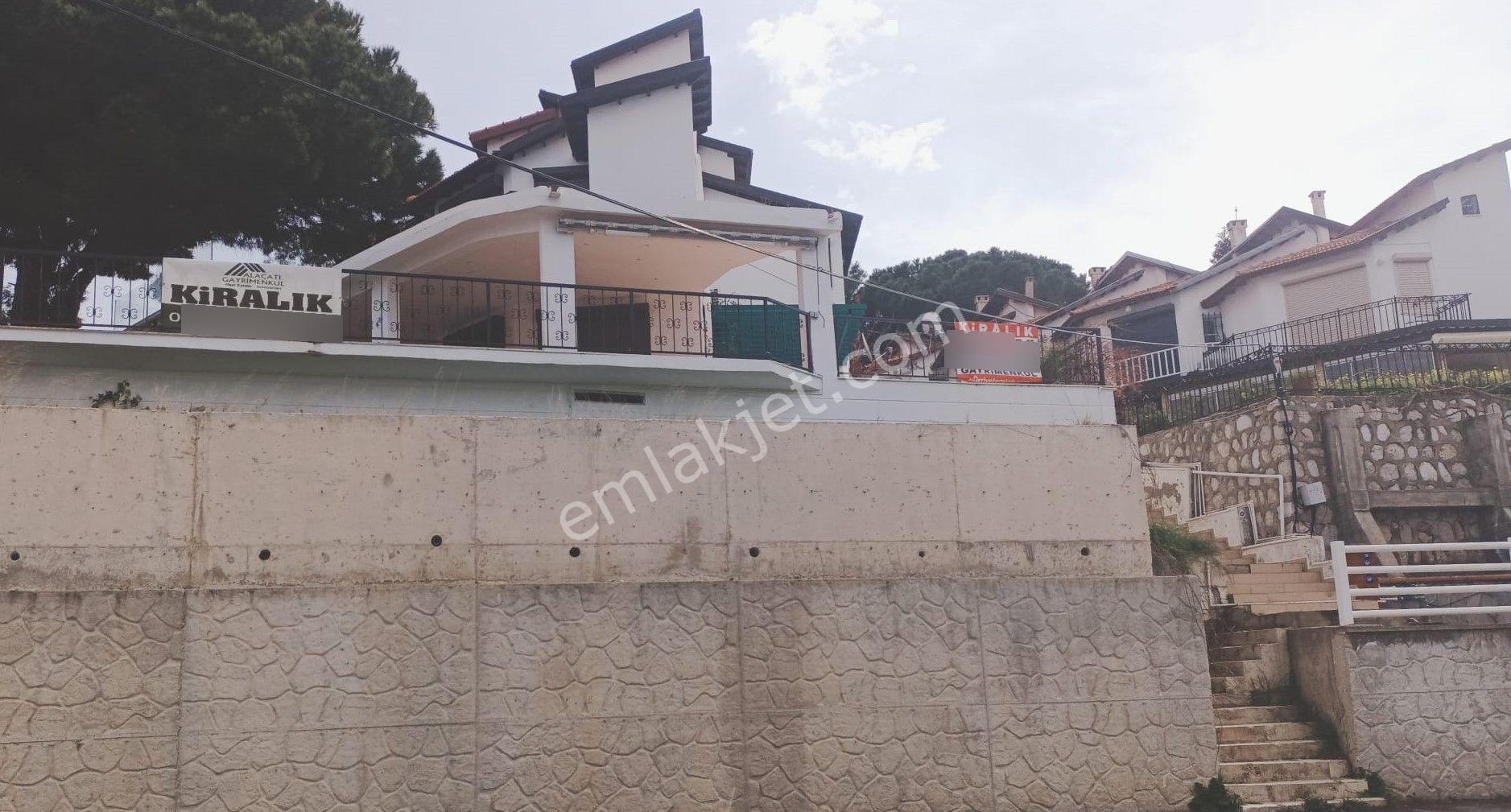 Çeşme Ardıç'ta Sezonluk Kiralık Villa - Görsel 10