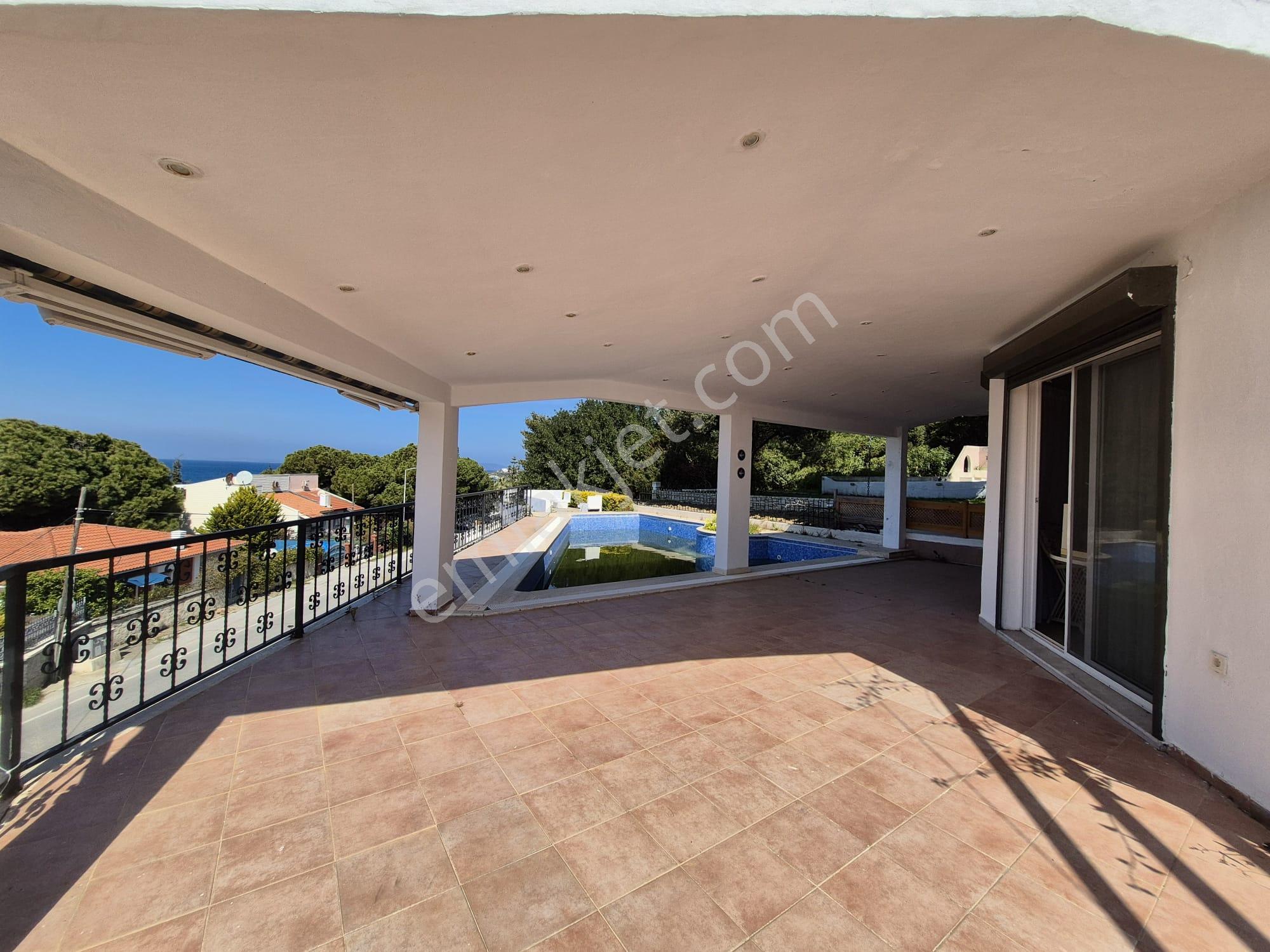 Çeşme Ardıç'ta Sezonluk Kiralık Villa - Görsel 8