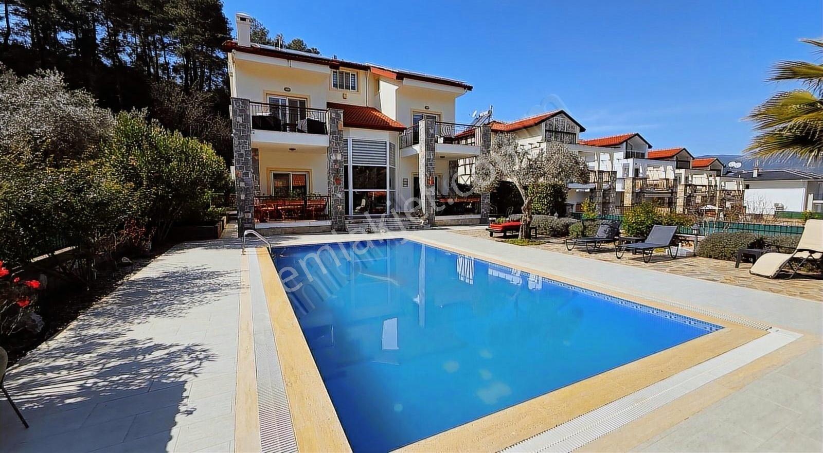 Fethiye, Üzümlü'de Satılık 4 Yatak Odalı Müstakil Havuzlu Villa - Görsel 12