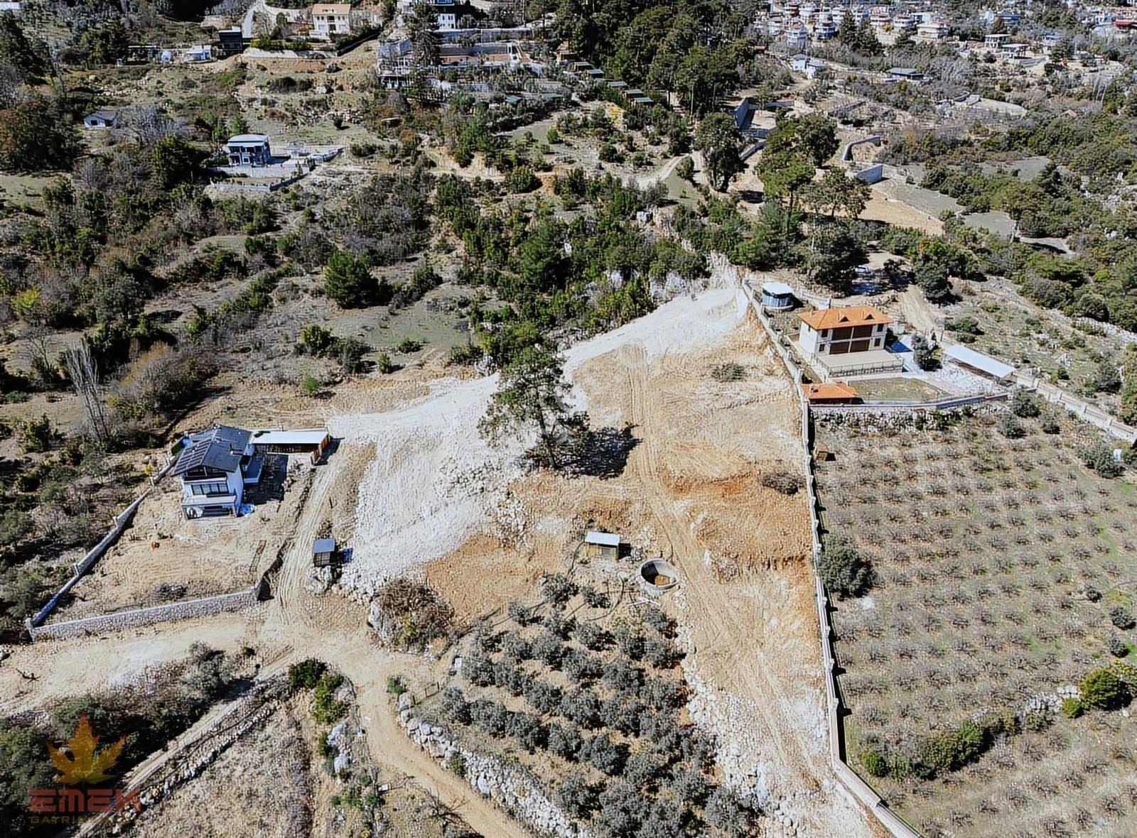 Antalya Konyaaltı Çağlarca'da Deniz Ve Şehir Manzaralı 500m2 Ara - Görsel 15