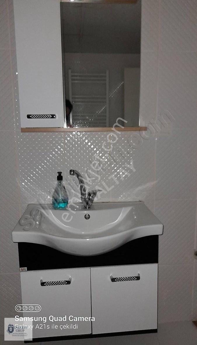 İzmit Şehir Merkezinde Net 100 M2 2+1 Kiralık Daire - Görsel 4