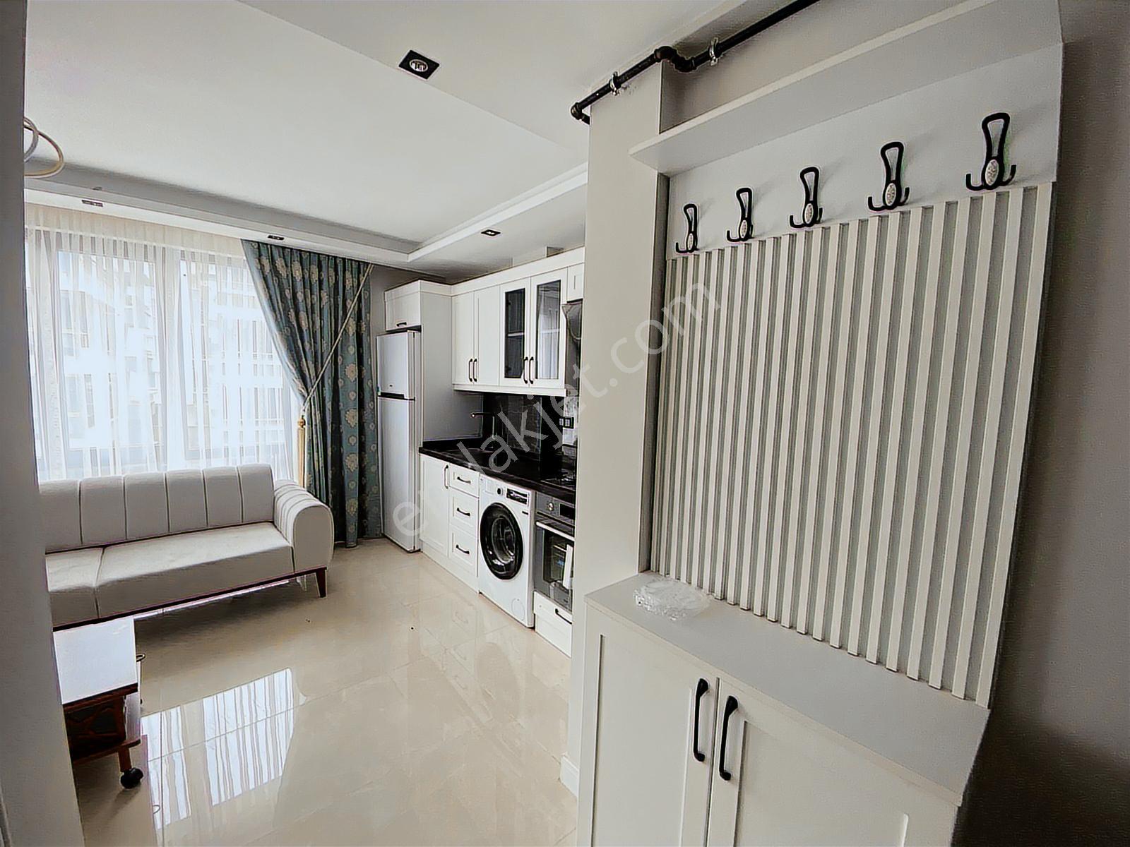 Esenevler Sıfır 1+1 Eşyalı |geniş Balkon| Merkezi Konum - Görsel 14