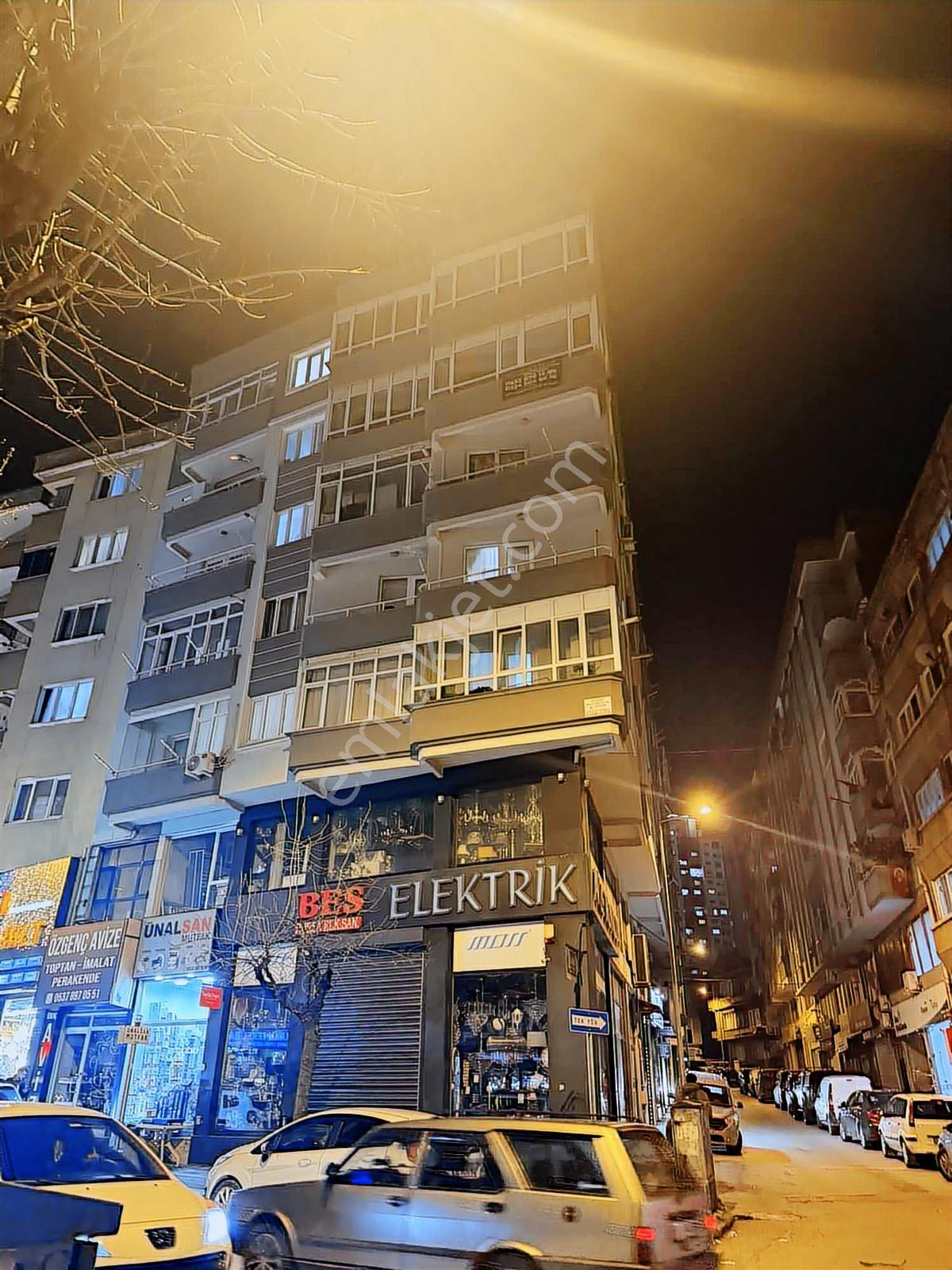 Bm Real Estate Gazcılar Cadde Üzerinde Asansörlü 2+1 Daire - Görsel 16
