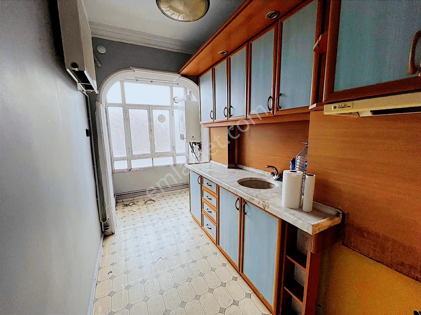 Bm Real Estate Gazcılar Cadde Üzerinde Asansörlü 2+1 Daire - Görsel 5