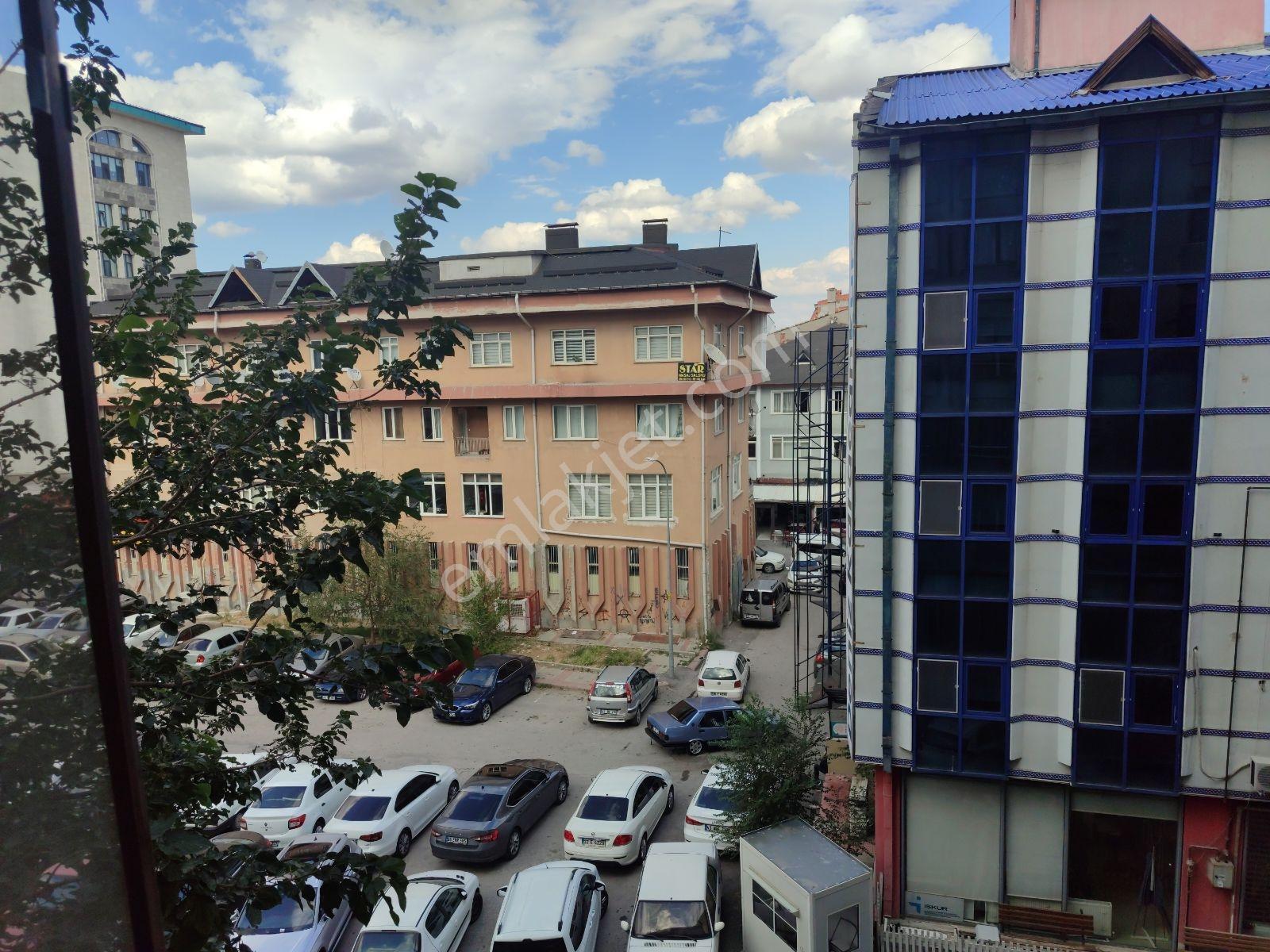 Asel'den Eşyalı Kiralık 3+1 Şehrin Merkezi Vazo-çarşı-güney Ceph - Görsel 20