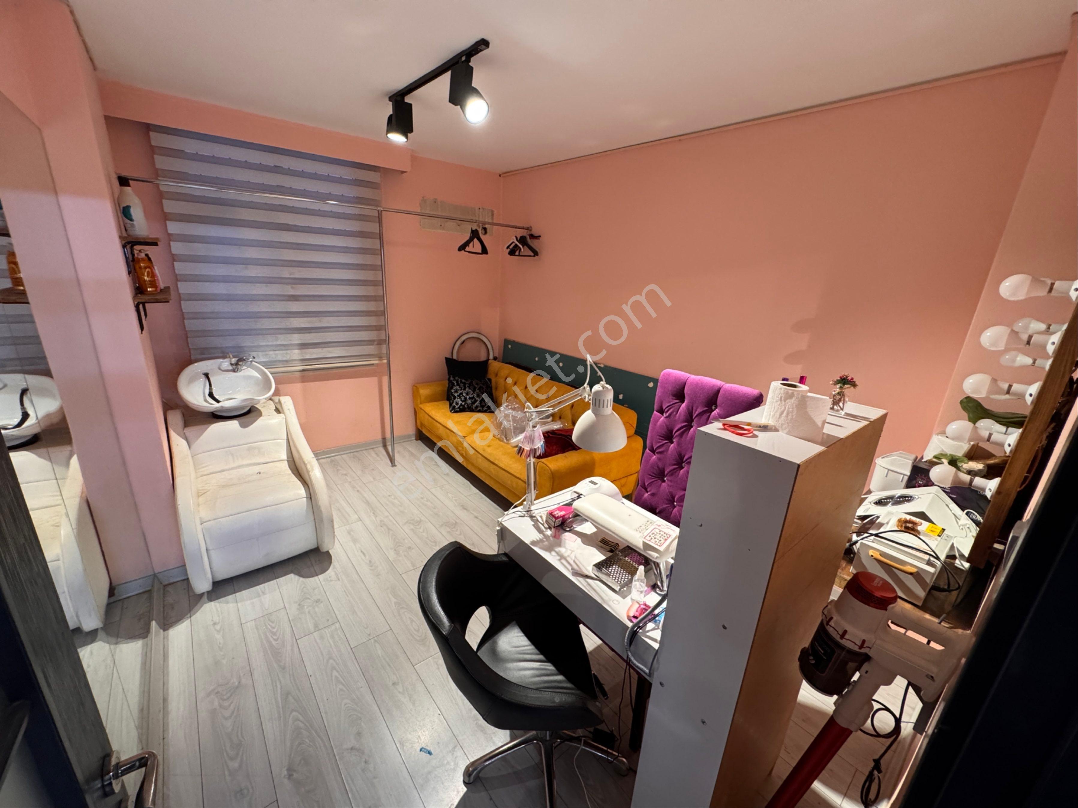 Güzellik Merkezine Uygun-1.kat-geniş 3 Bölümlü Kiralık İşyeri - Görsel 23