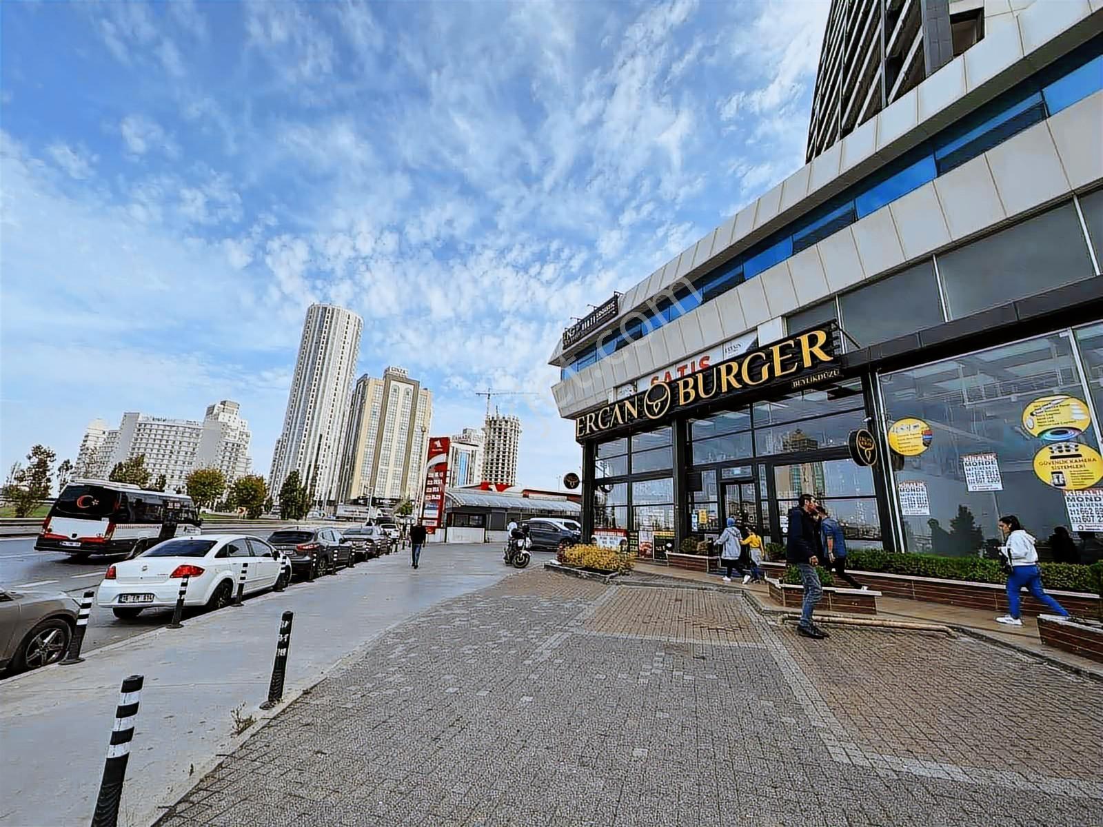 Metrobüs Yanı Eresin Sitesi İşyeri Veya Konut Olabilir Kiralık - Görsel 16