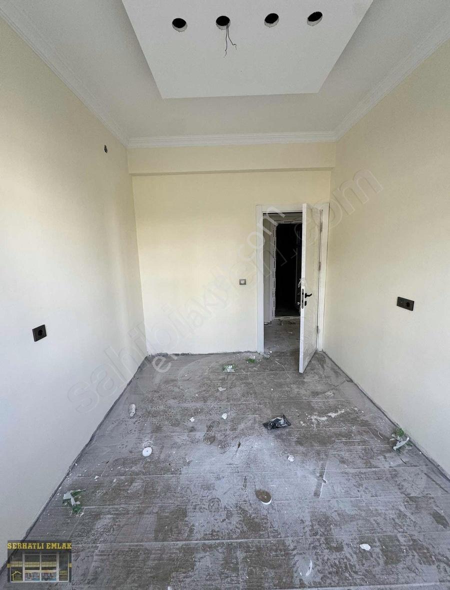 Serhatlı'dan Akhisarda Satılık Ara Kat Daire - Görsel 9