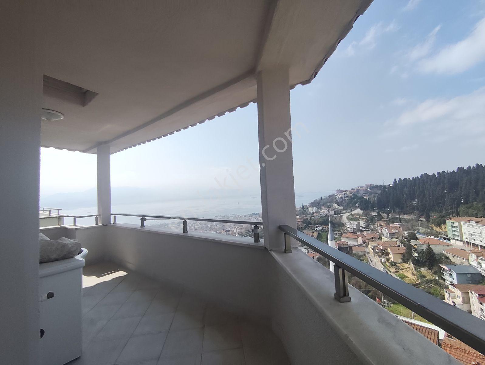İzmit Bahçeşmede Satılık Full Eşyalı Ve Deniz Manzaralı Daire - Görsel 32