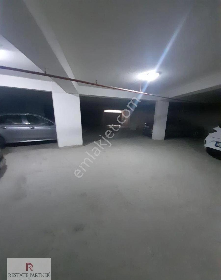 Ümraniye İstiklalde Merkezi Konumda Satılık 2+1 - Görsel 13