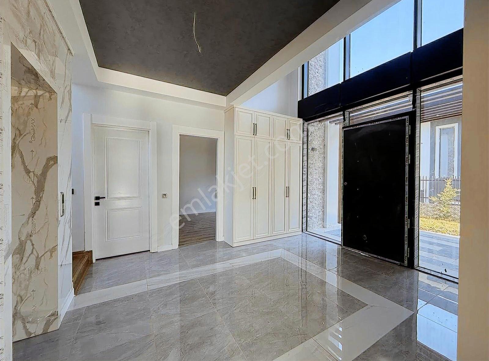 Pogadan İncek'te Kiralık Rüya Villa - Görsel 5