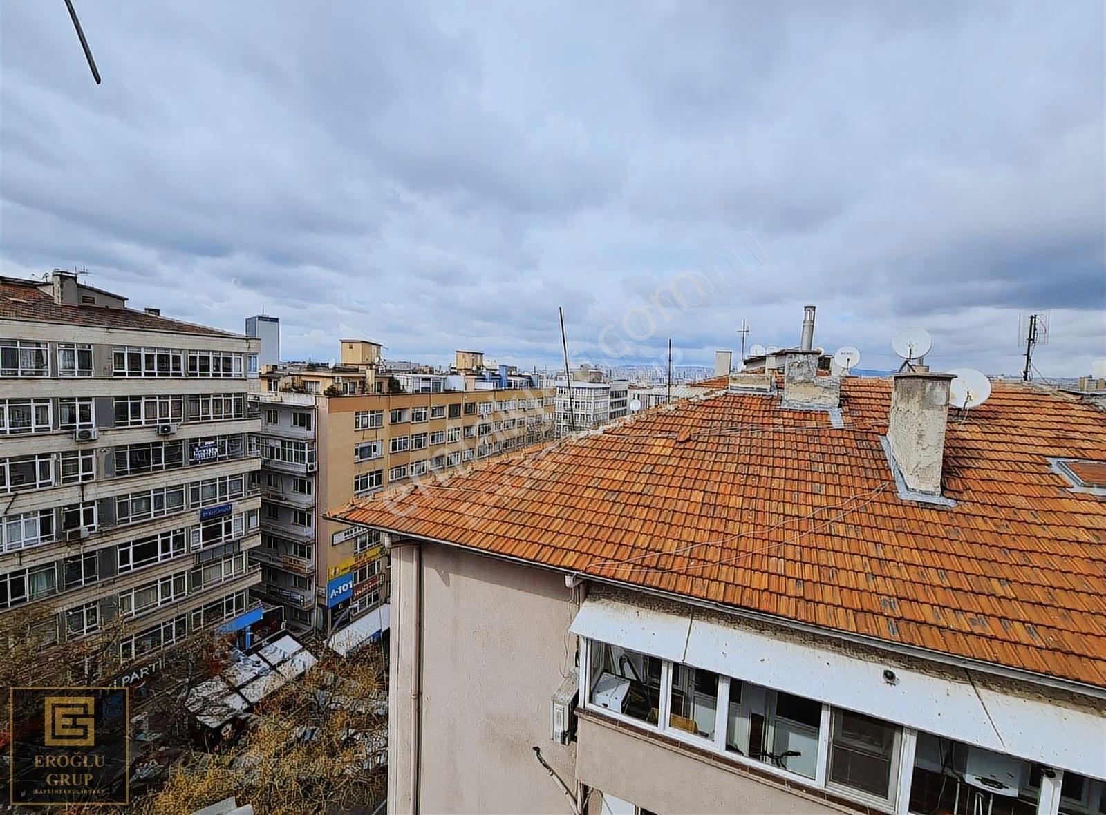 Eroğlu Grup'tan Satılık Lüks Teraslı Daire - Görsel 29