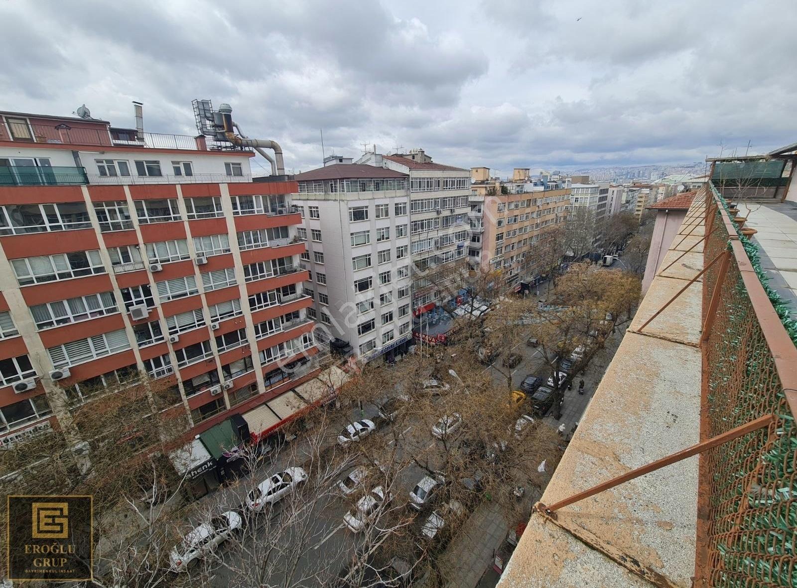 Eroğlu Grup'tan Satılık Lüks Teraslı Daire - Görsel 13