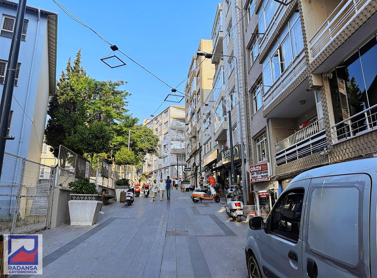 Silivri Merkez Satılık Bodrum+2 Katlı Düz Giriş Dükkan - Görsel 7